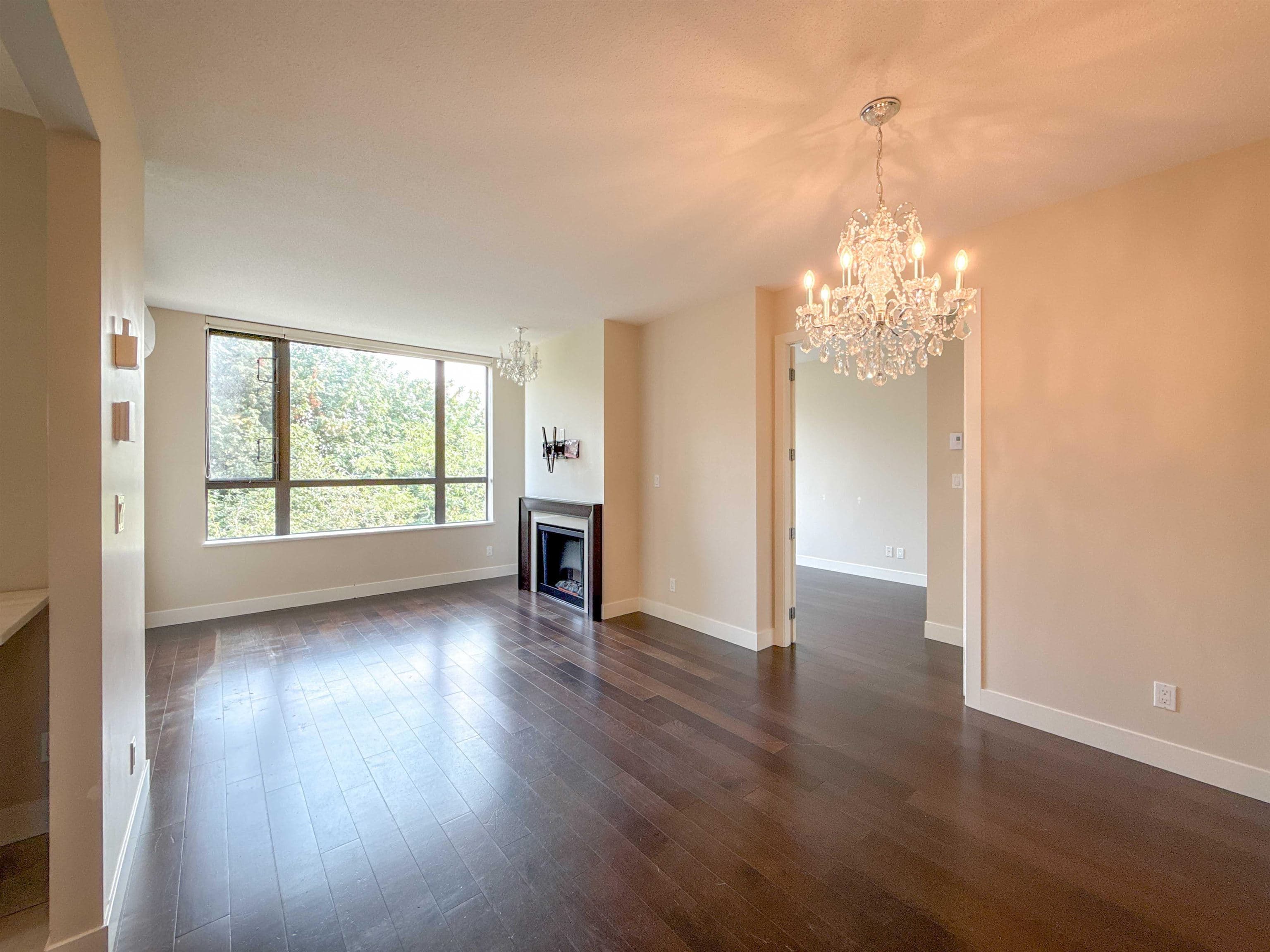 502 - 9300 University Crescent, Burnaby, V5A 4X9 — photo 3
