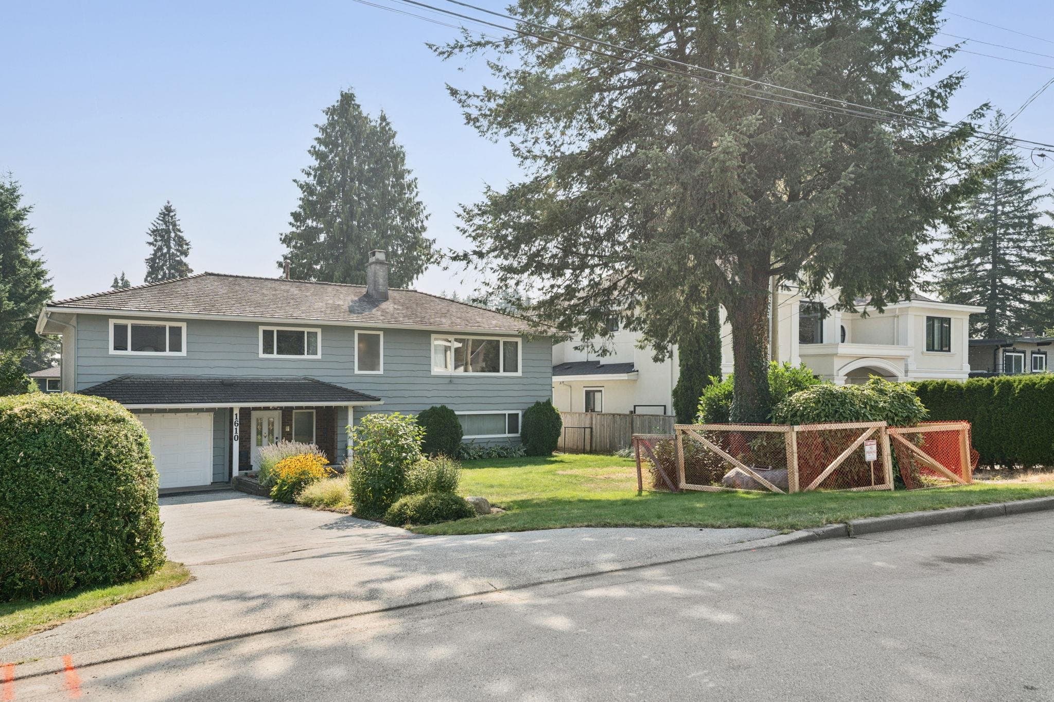 1610 Smith Avenue, Coquitlam