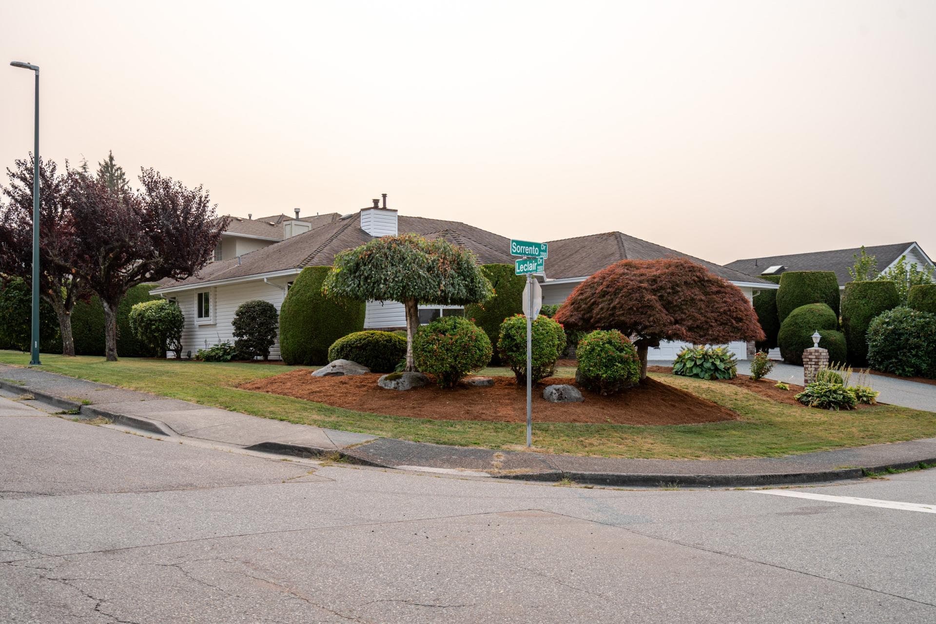 2203 Sorrento Drive, Coquitlam, V3K 6H6 — photo 3