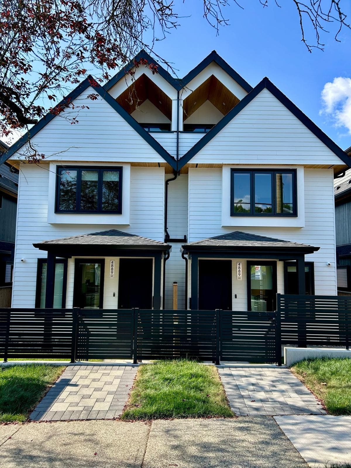 1 - 4895 Moss Street, Vancouver, V5R 3T3 — photo 2