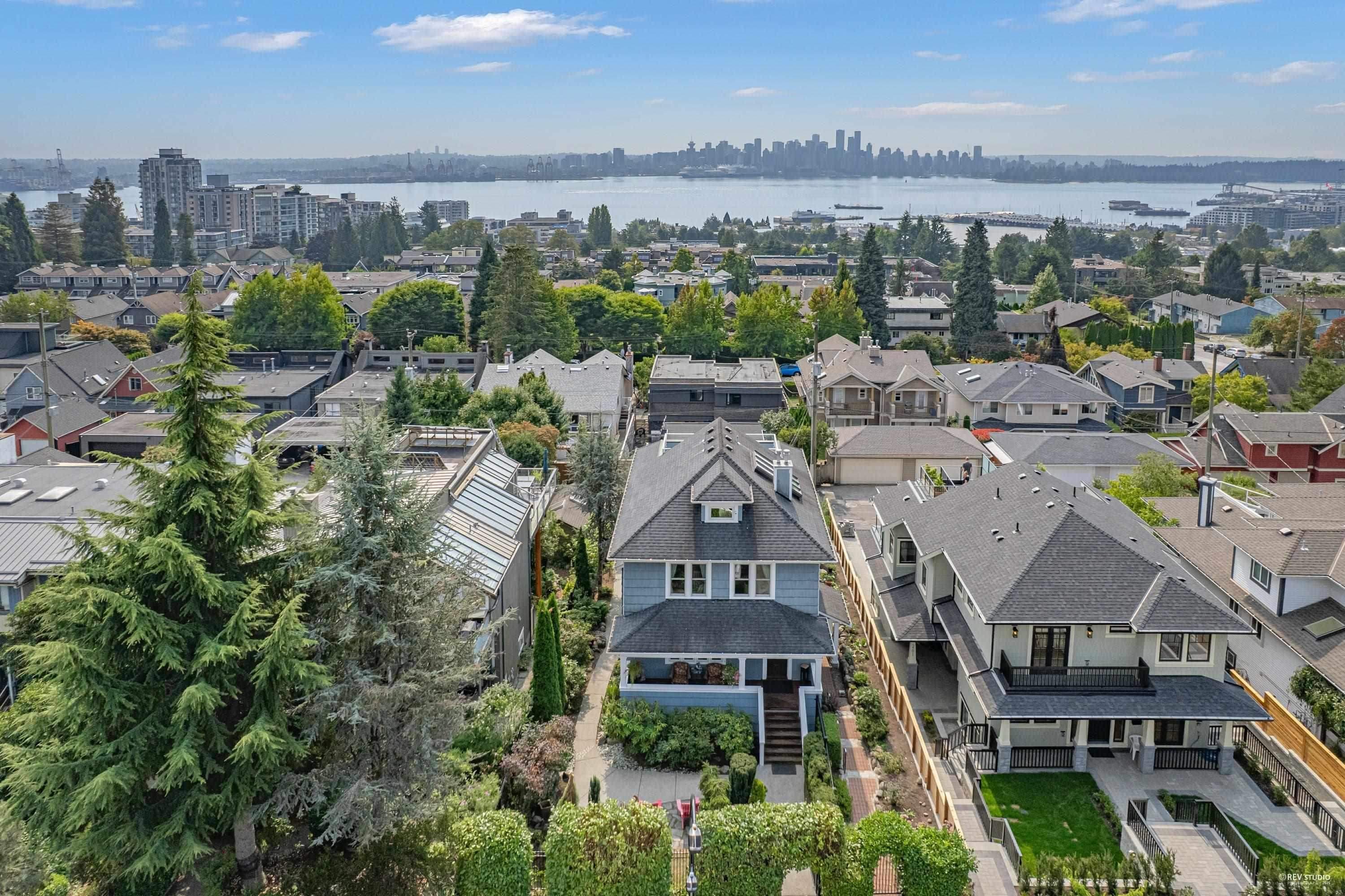 255 W 6th Street, North Vancouver, V7M 1K7 — photo 3