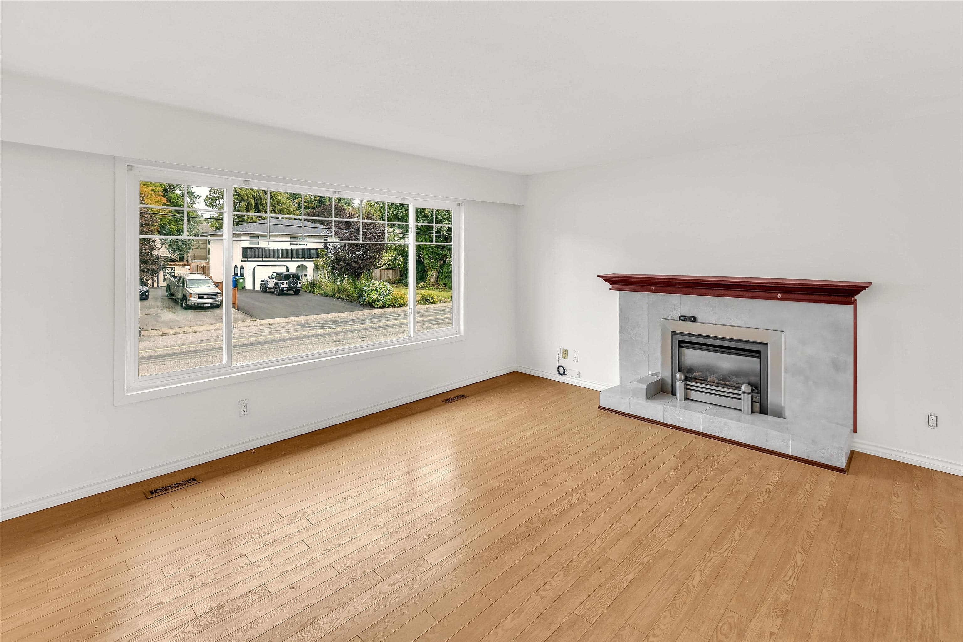 2177 Guilford Drive, Abbotsford, V2S 4Z3 — photo 4