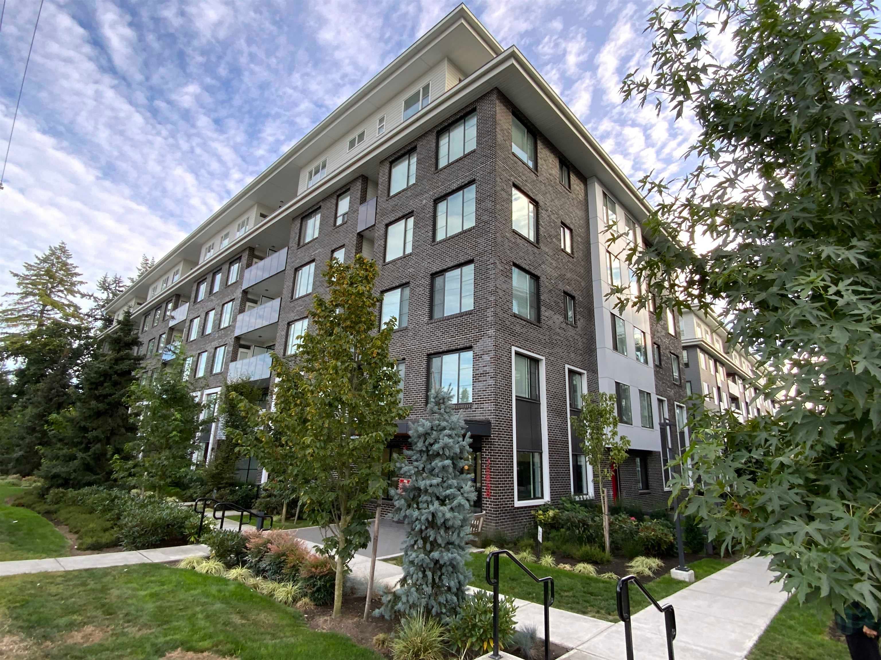 307 - 15858 Fraser Highway, Surrey, V4N 6X4 — photo 1