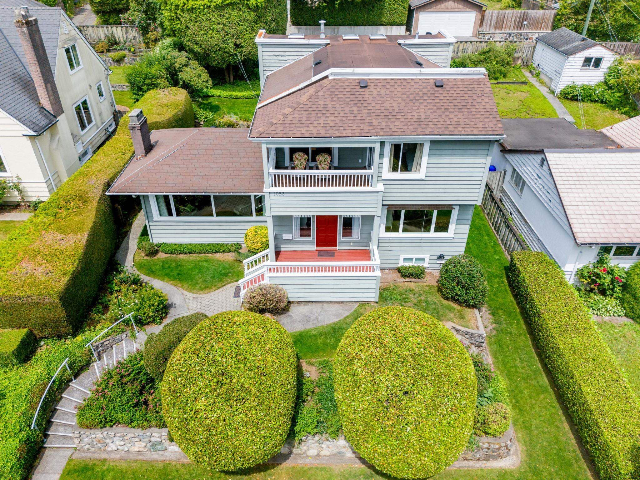 1053 Lawson Avenue, West Vancouver — sold