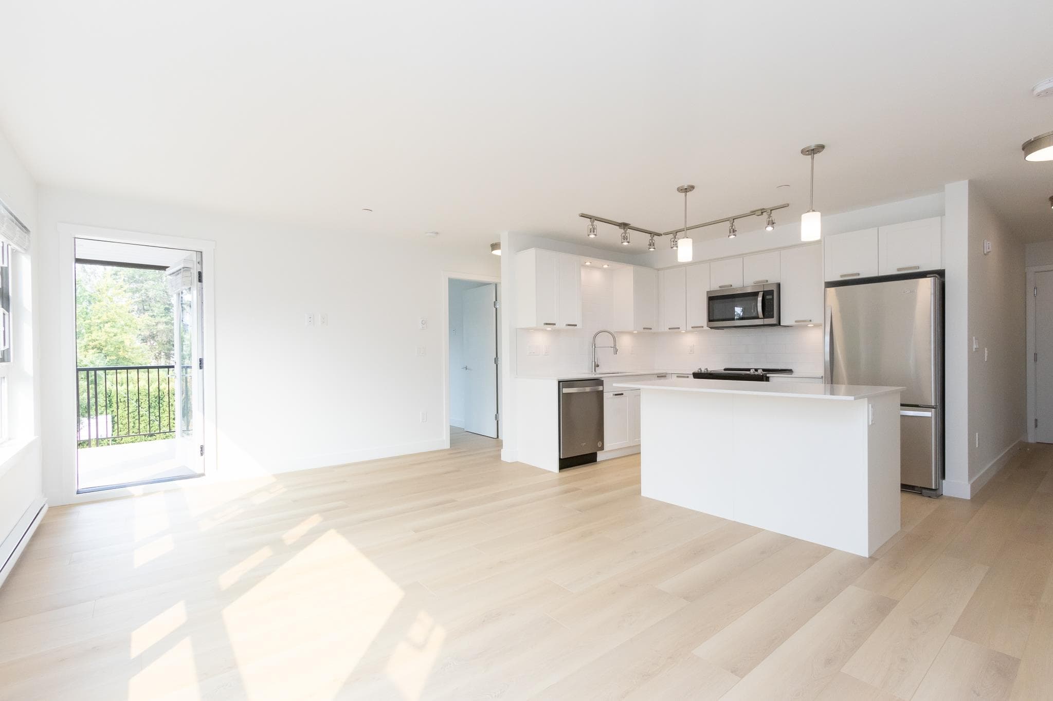 213 - 22562 121 Avenue, Maple Ridge, V2X 3Y8 — photo 2
