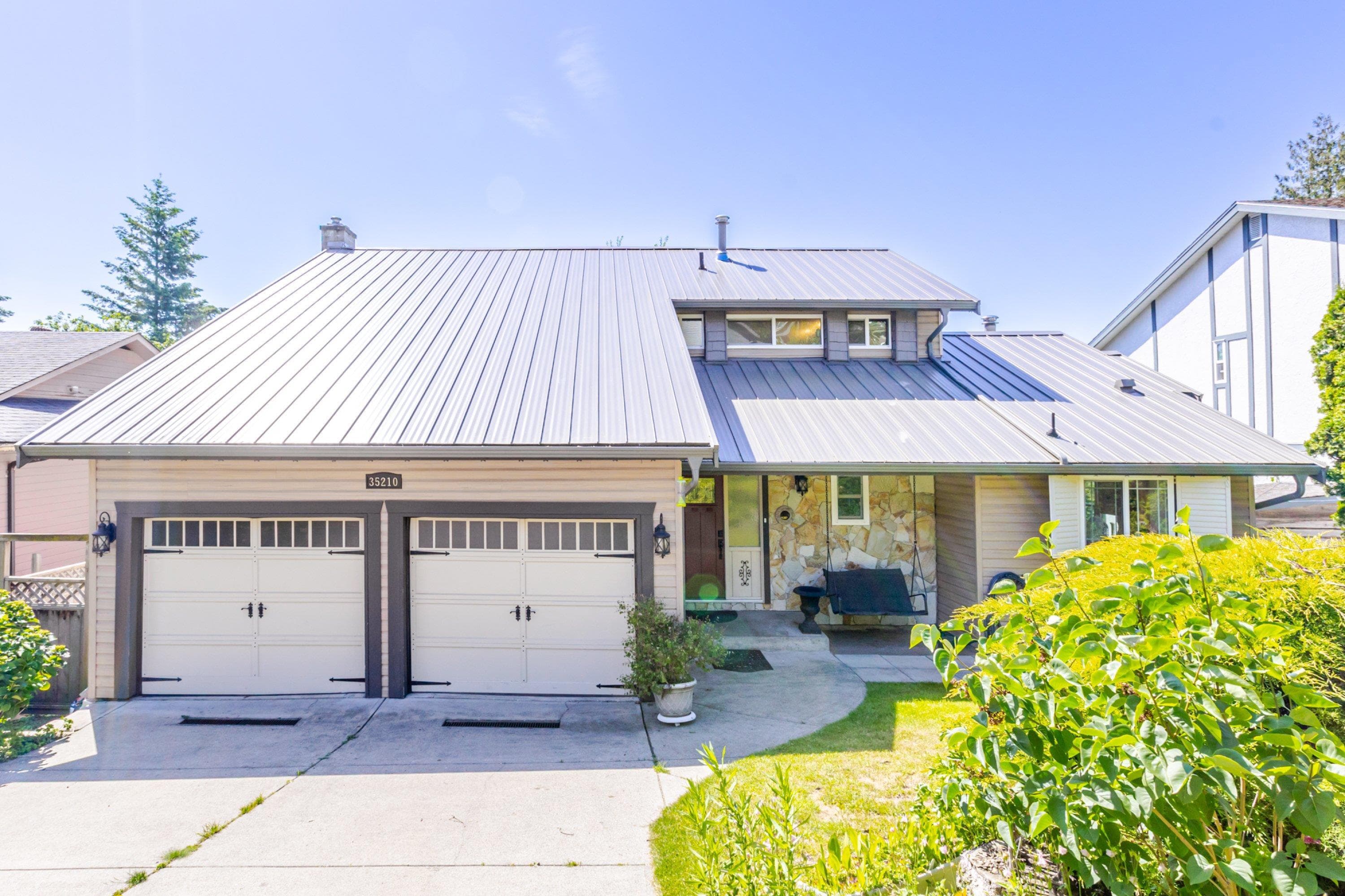 35210 Rockwell Drive, Abbotsford, V3G 2C9 — photo 2