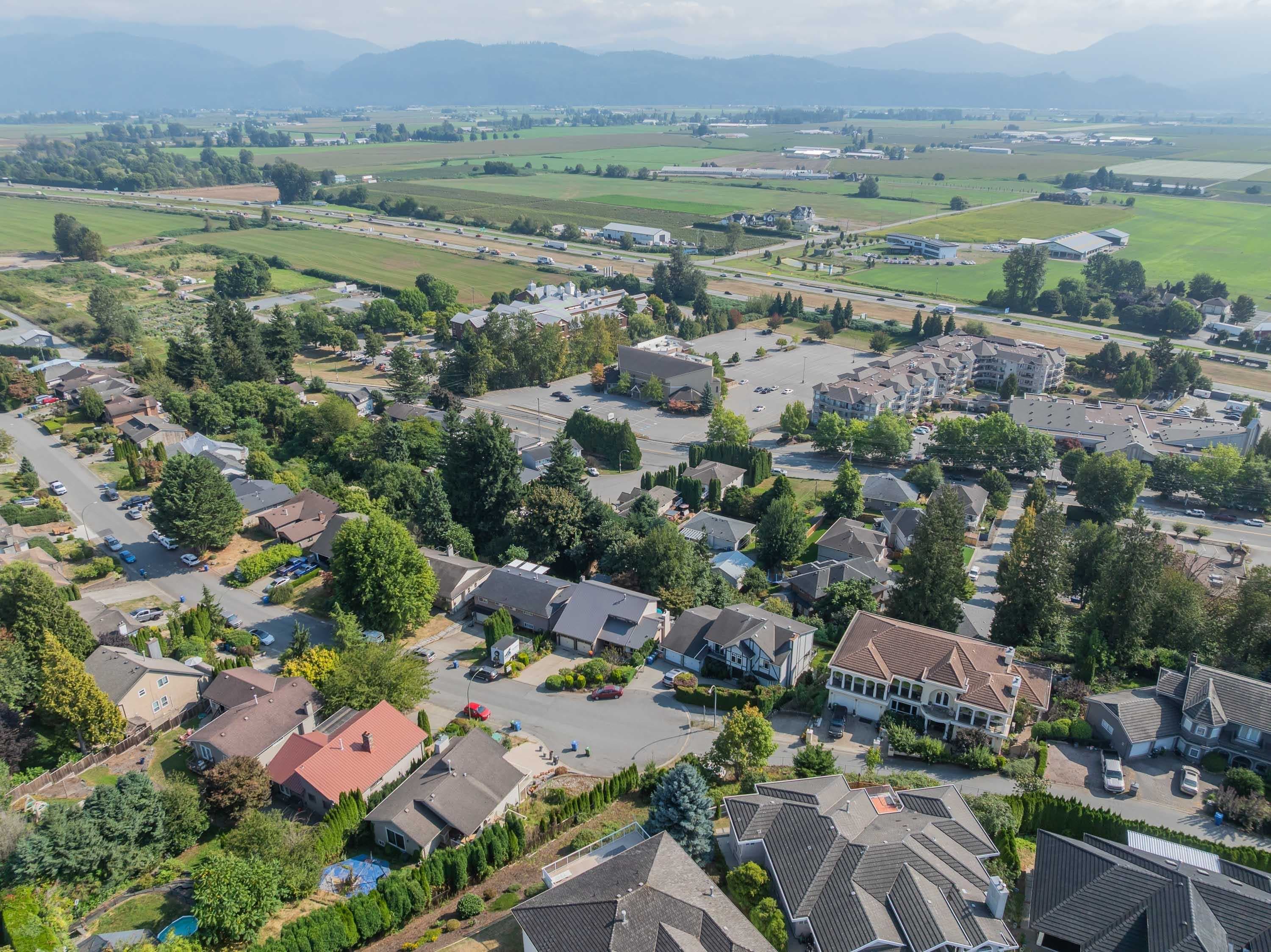 35210 Rockwell Drive, Abbotsford, V3G 2C9 — photo 4