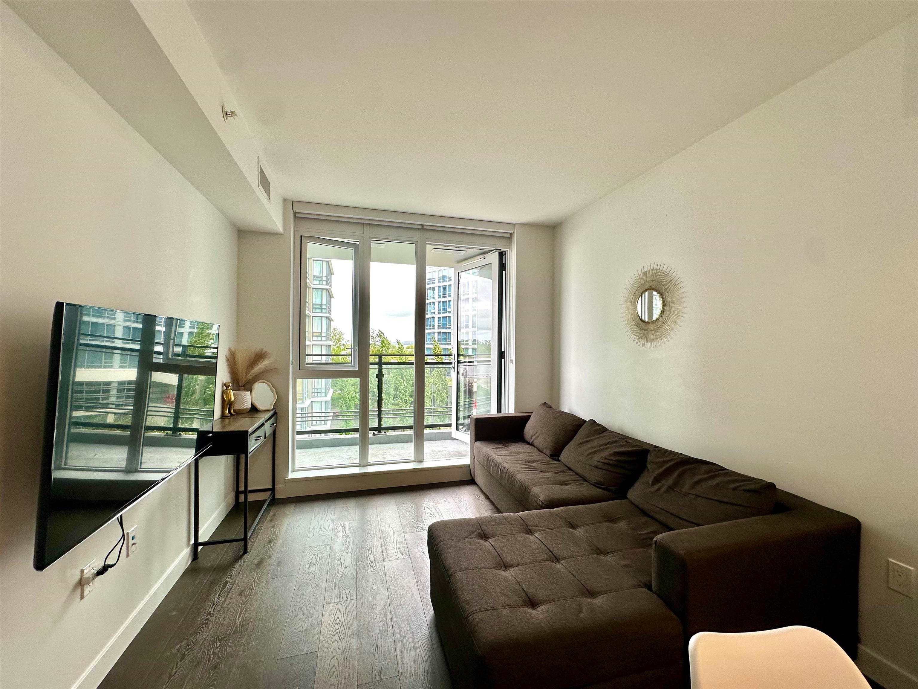 812 - 3200 Corvette Way, Richmond, V6X 0T8 — photo 3