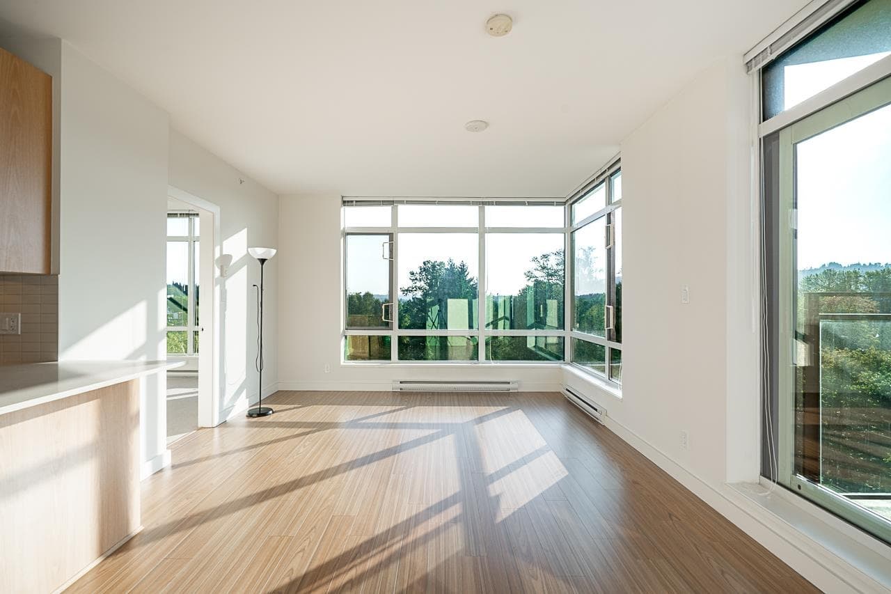 902 - 2789 Shaughnessy Street, Port Coquitlam, V3C 0C3 — photo 2