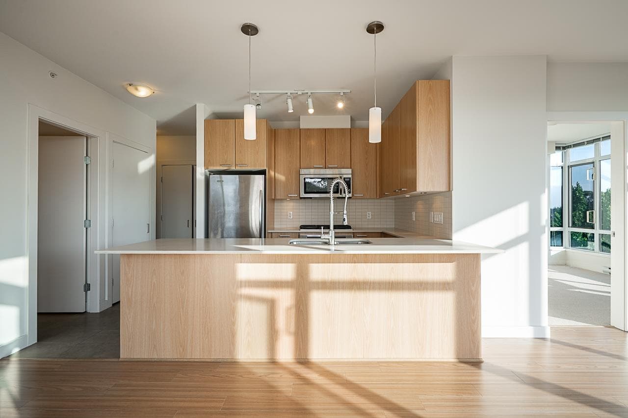 902 - 2789 Shaughnessy Street, Port Coquitlam, V3C 0C3 — photo 3