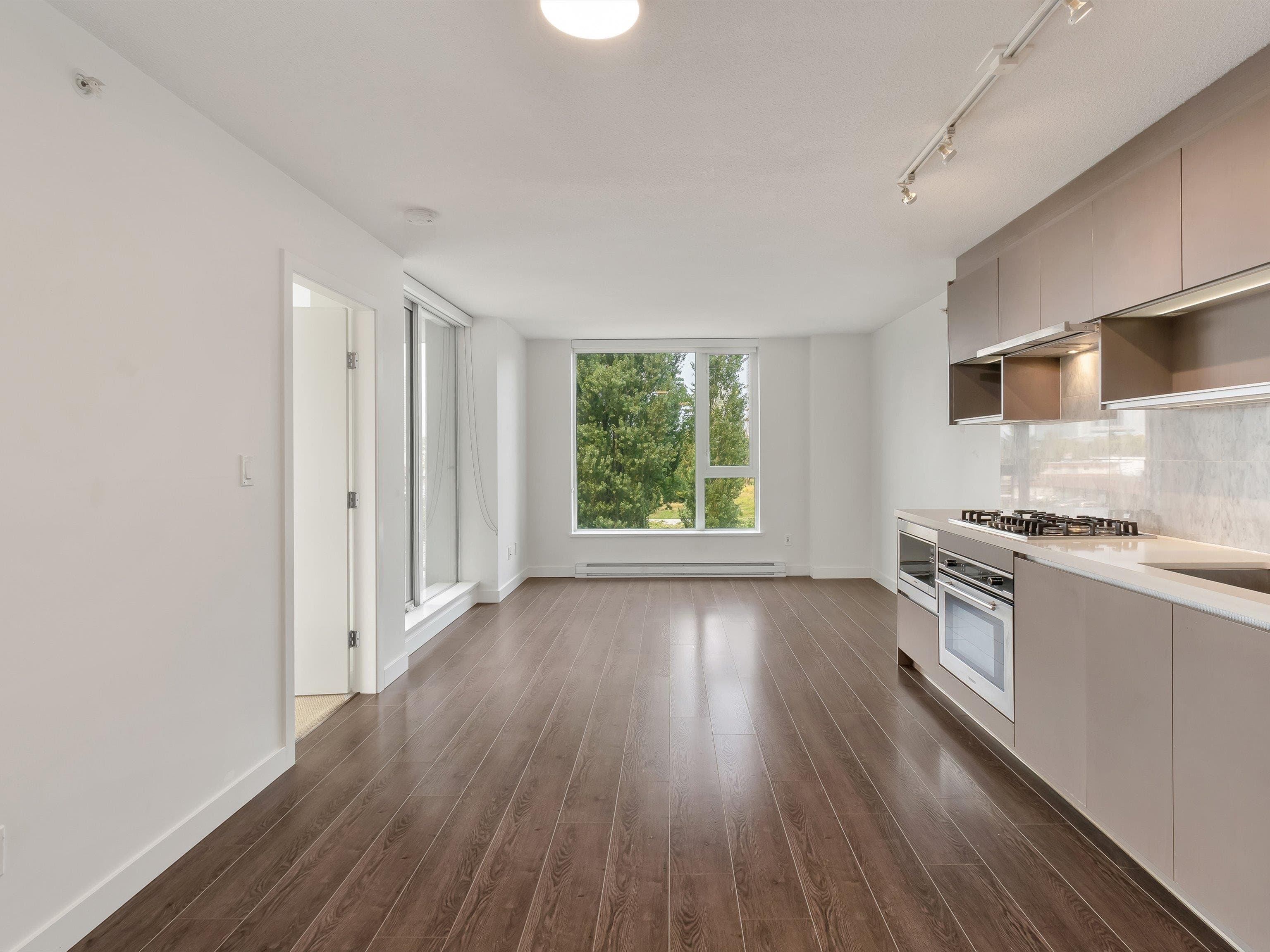 509 - 13696 100 Avenue, Surrey, V3T 0L5 — photo 1