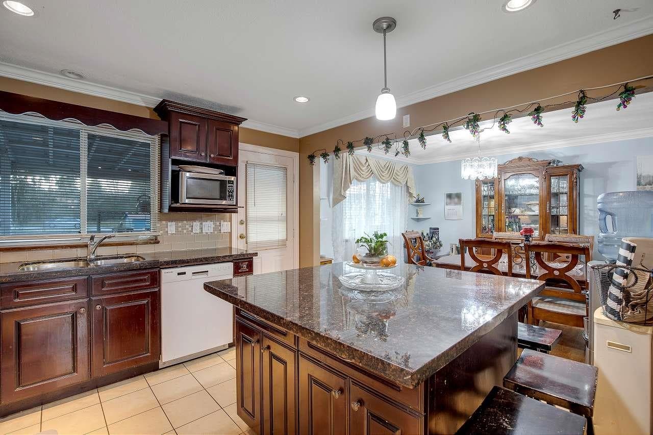 8825 160 Street, Surrey, V4N 2X8 — photo 5