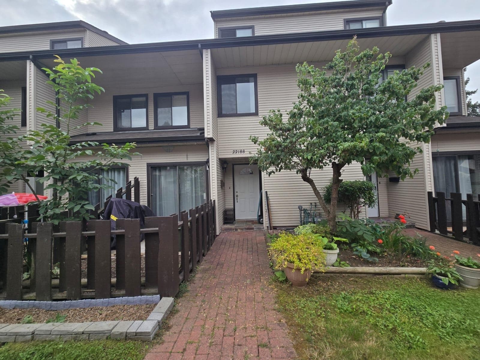 22188 122 Avenue, Maple Ridge