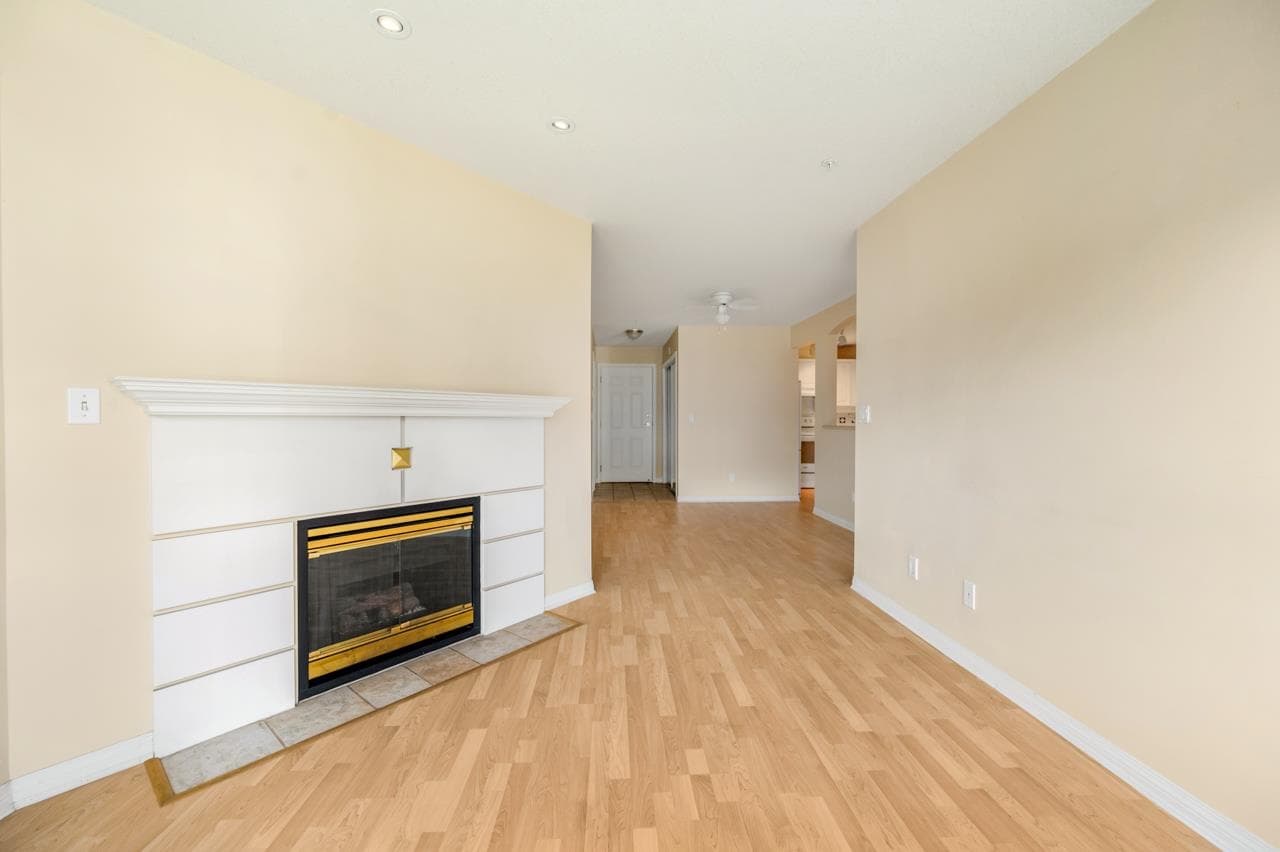 210 - 12911 Railway Avenue, Richmond, V7E 6L8 — photo 5