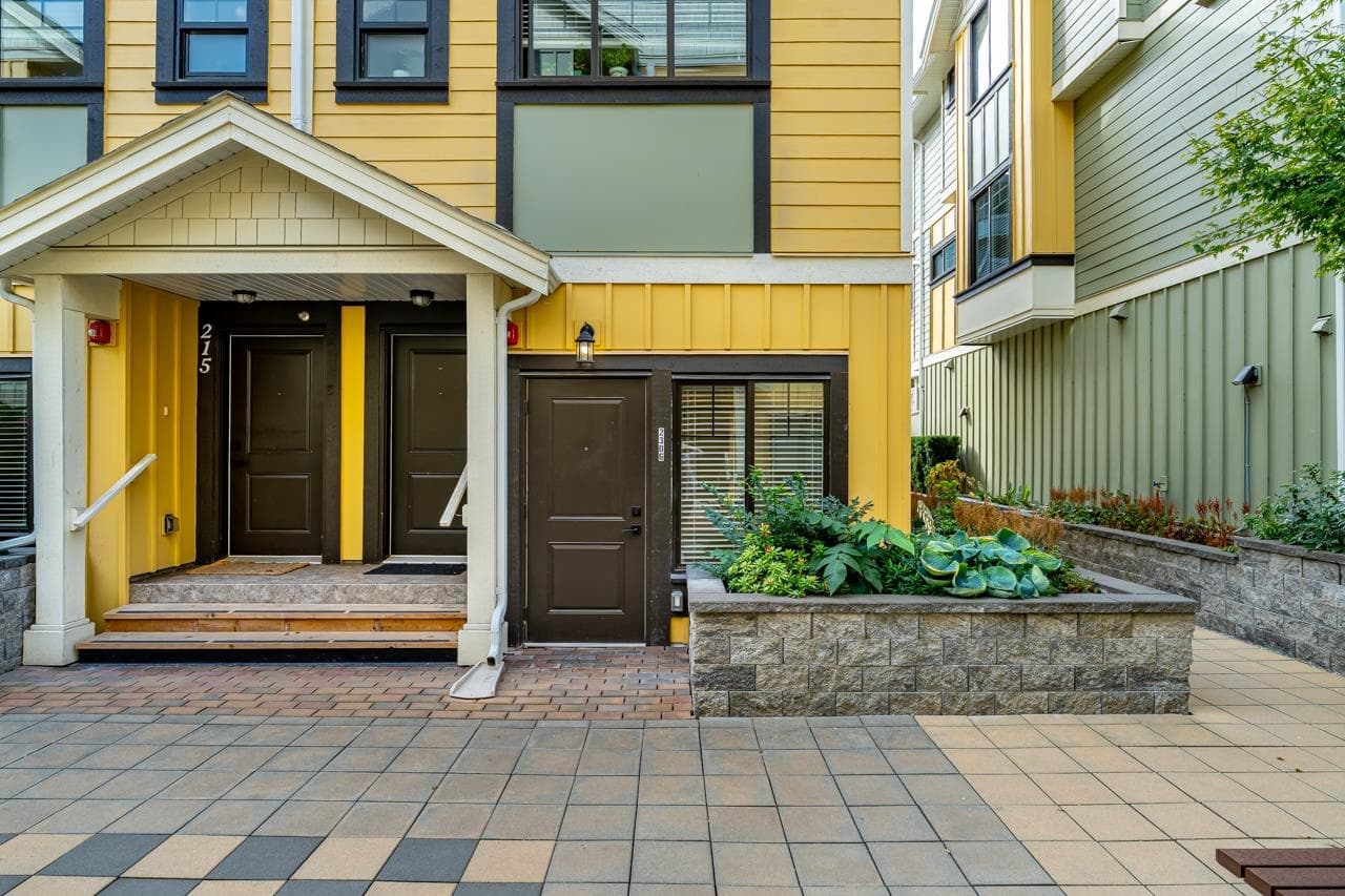 2306 Spring Street, Port Moody, V3H 0M6 — photo 2