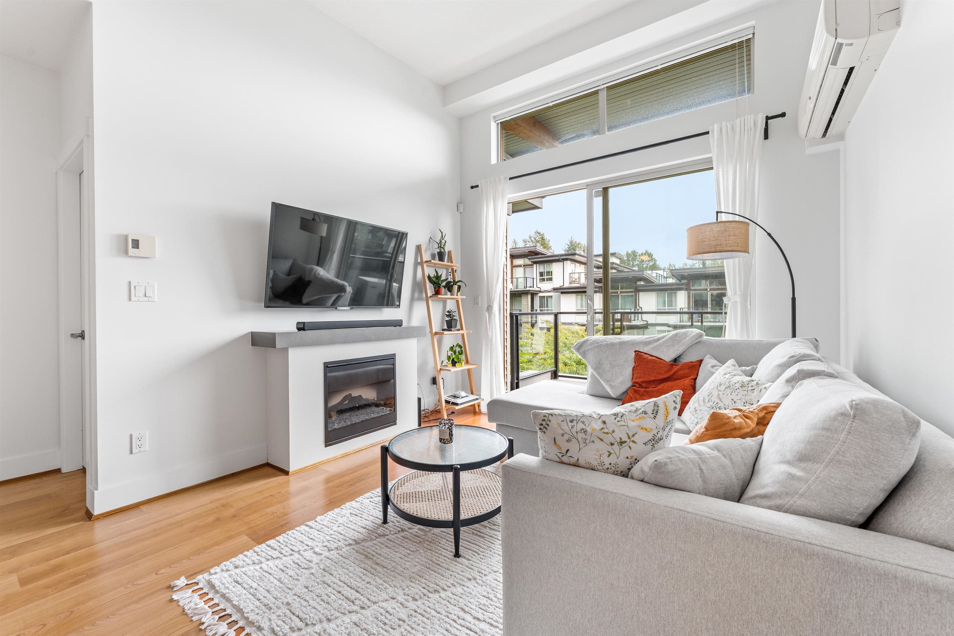 505 - 7428 Byrnepark Walk, Burnaby, V3N 0B4 — photo 4
