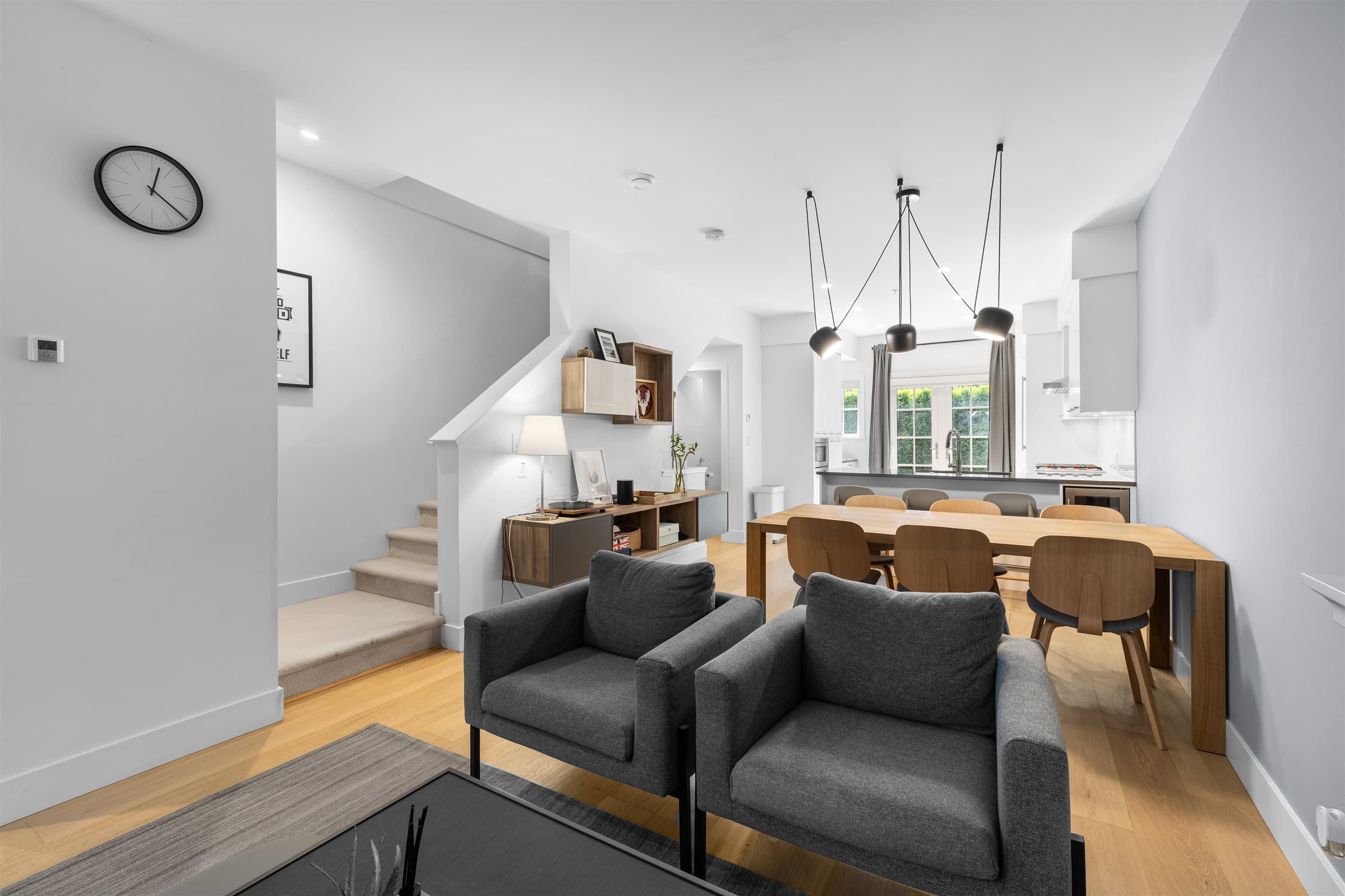 6 - 1133 Ridgewood Drive, North Vancouver, V7R 0A4 — photo 4