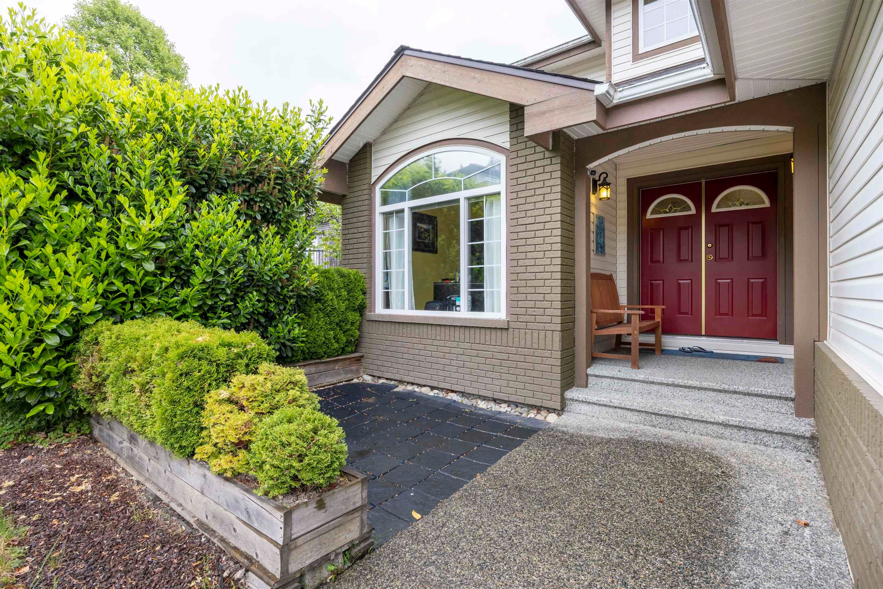 1555 Alpine Lane, Coquitlam, V3E 3A5 — photo 2