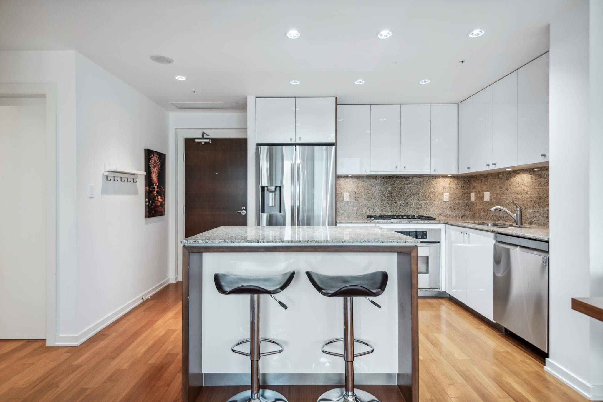 605 - 1005 Beach Avenue, Vancouver, V6E 3W2 — photo 3