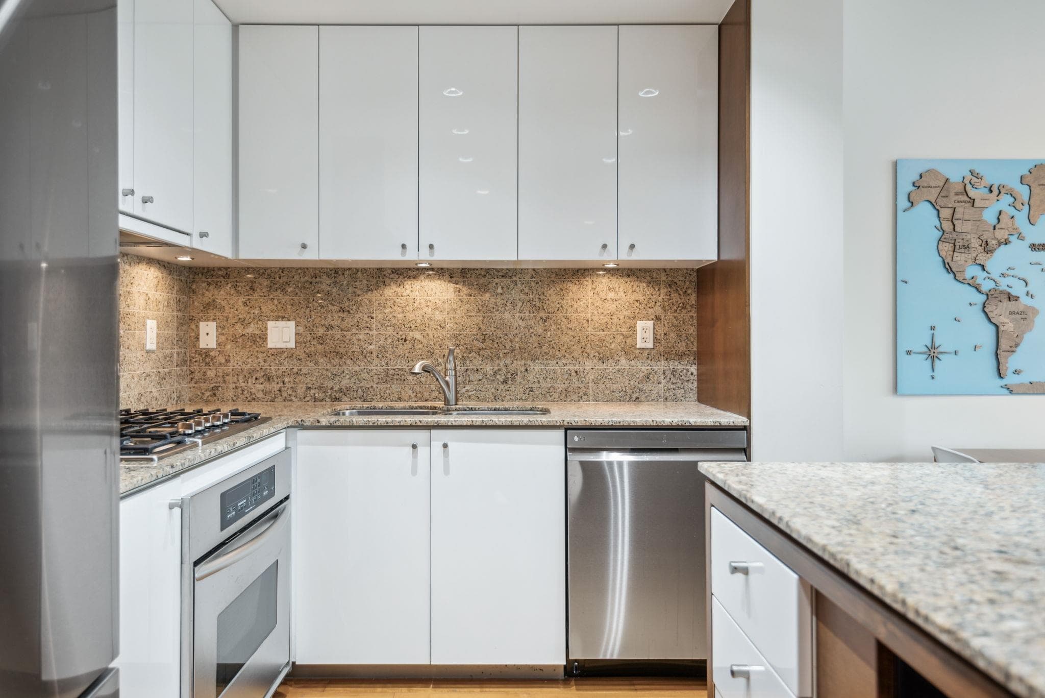 605 - 1005 Beach Avenue, Vancouver, V6E 3W2 — photo 5