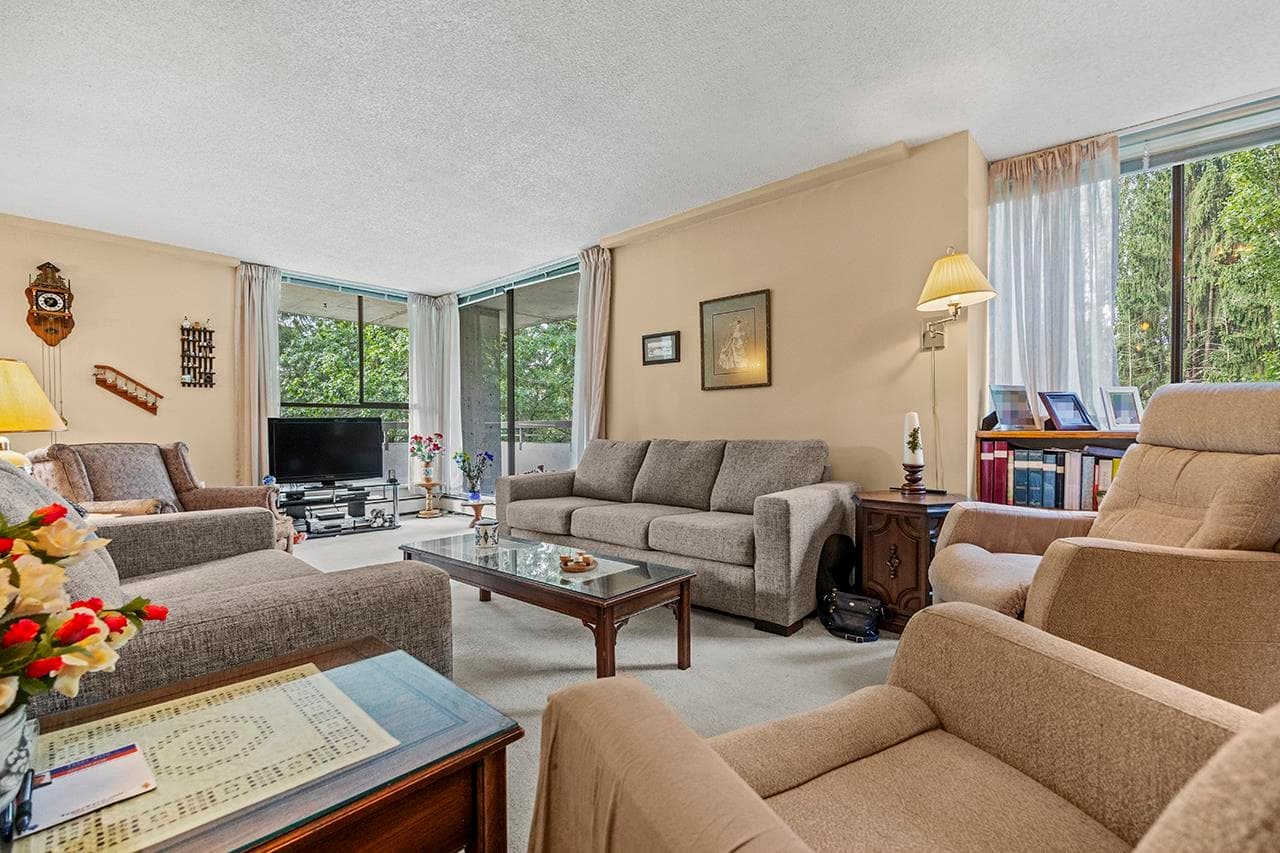 404 - 3737 Bartlett Court, Burnaby, V3J 7E3 — photo 2