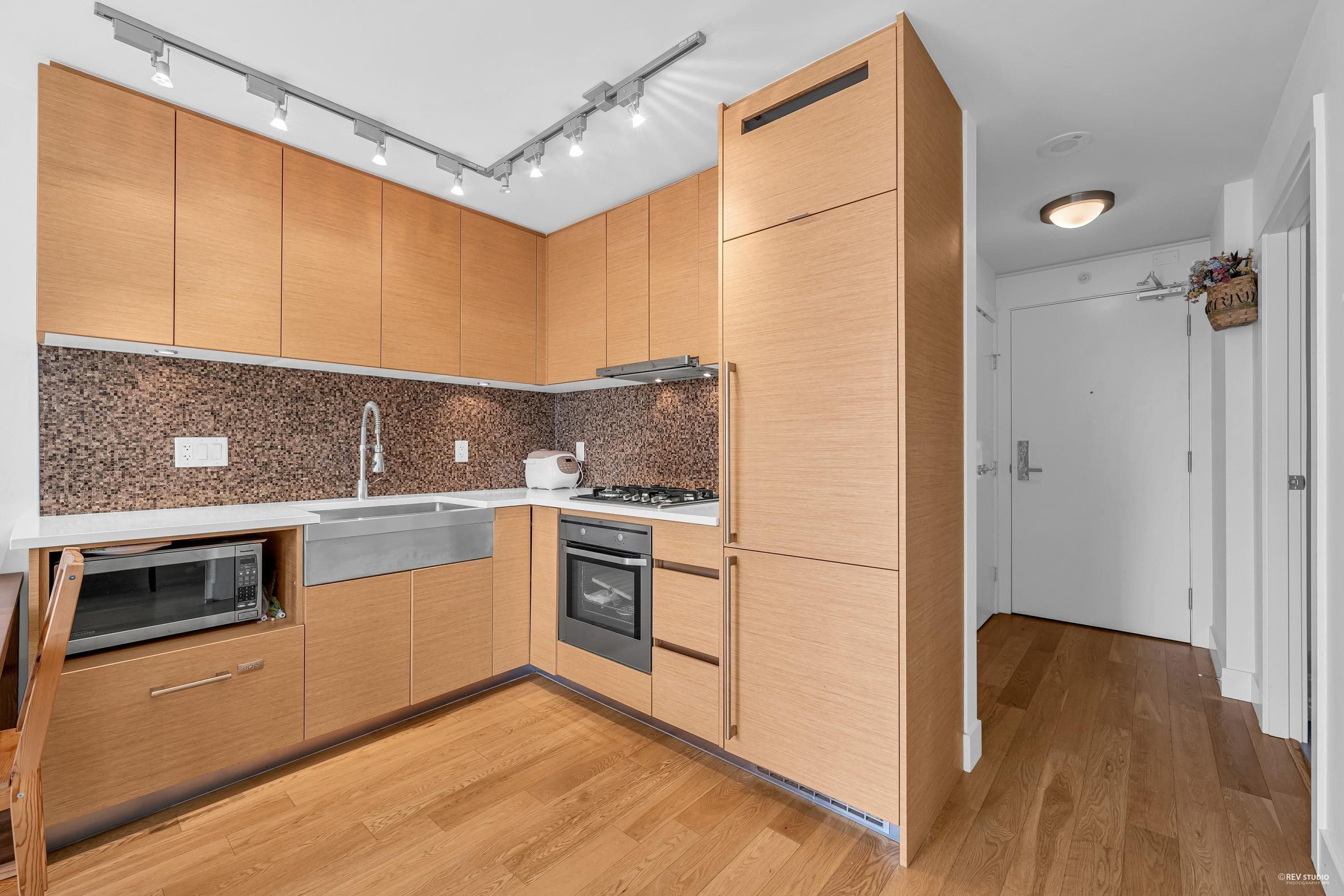 1002 - 565 Smithe Street, Vancouver, V6B 0E4 — photo 4
