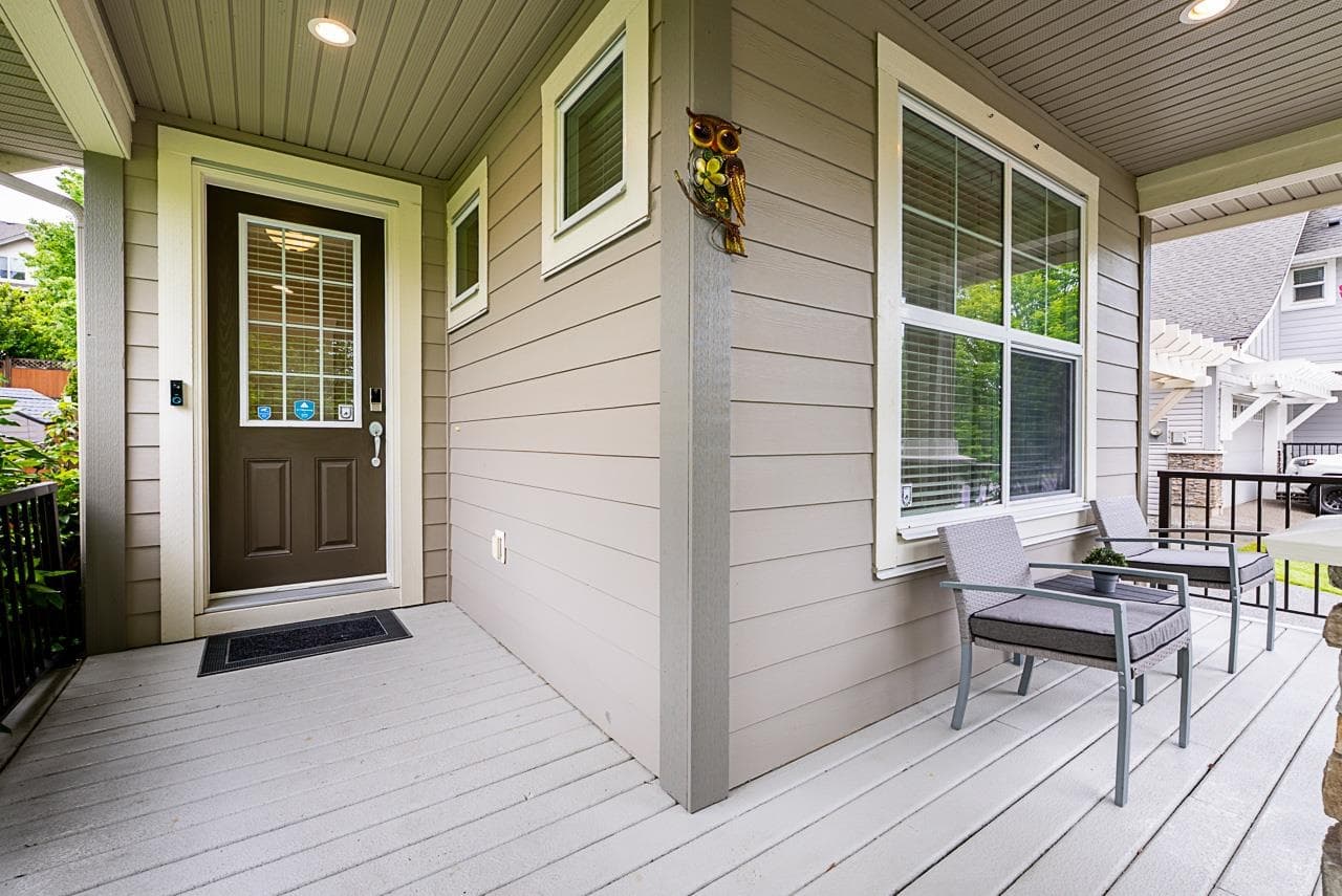 2093 Zinfandel Drive, Abbotsford, V4X 0A6 — photo 3