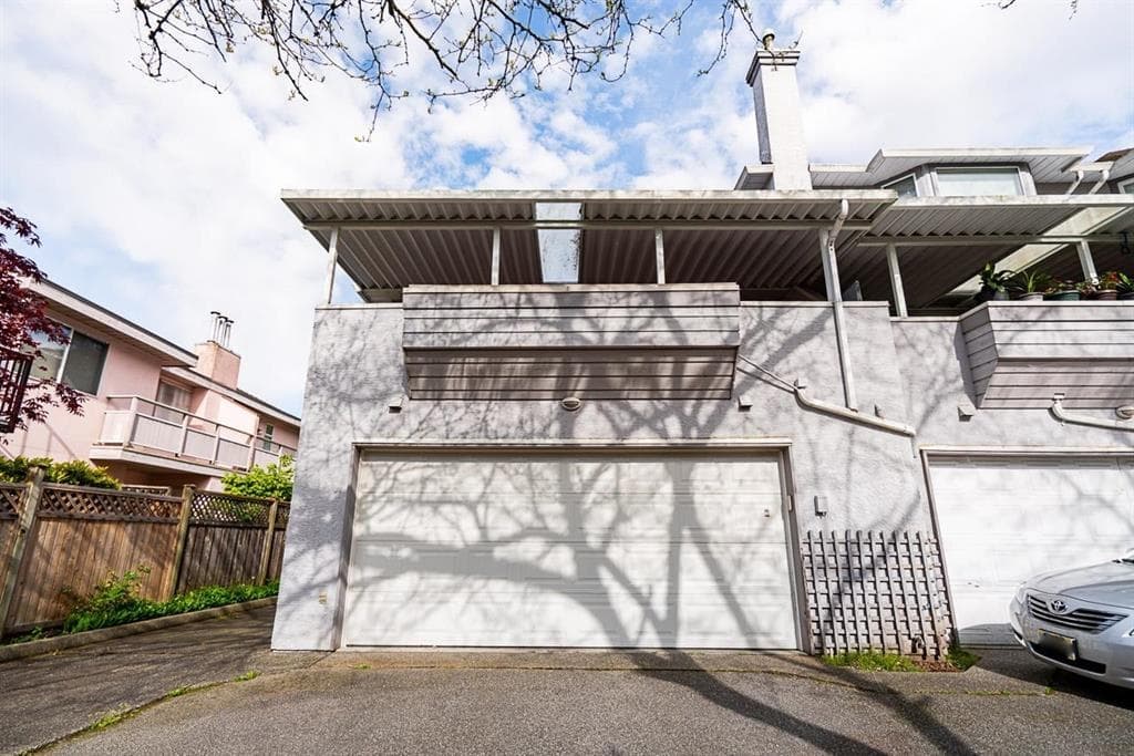 1 - 7911 Moffatt Road, Richmond