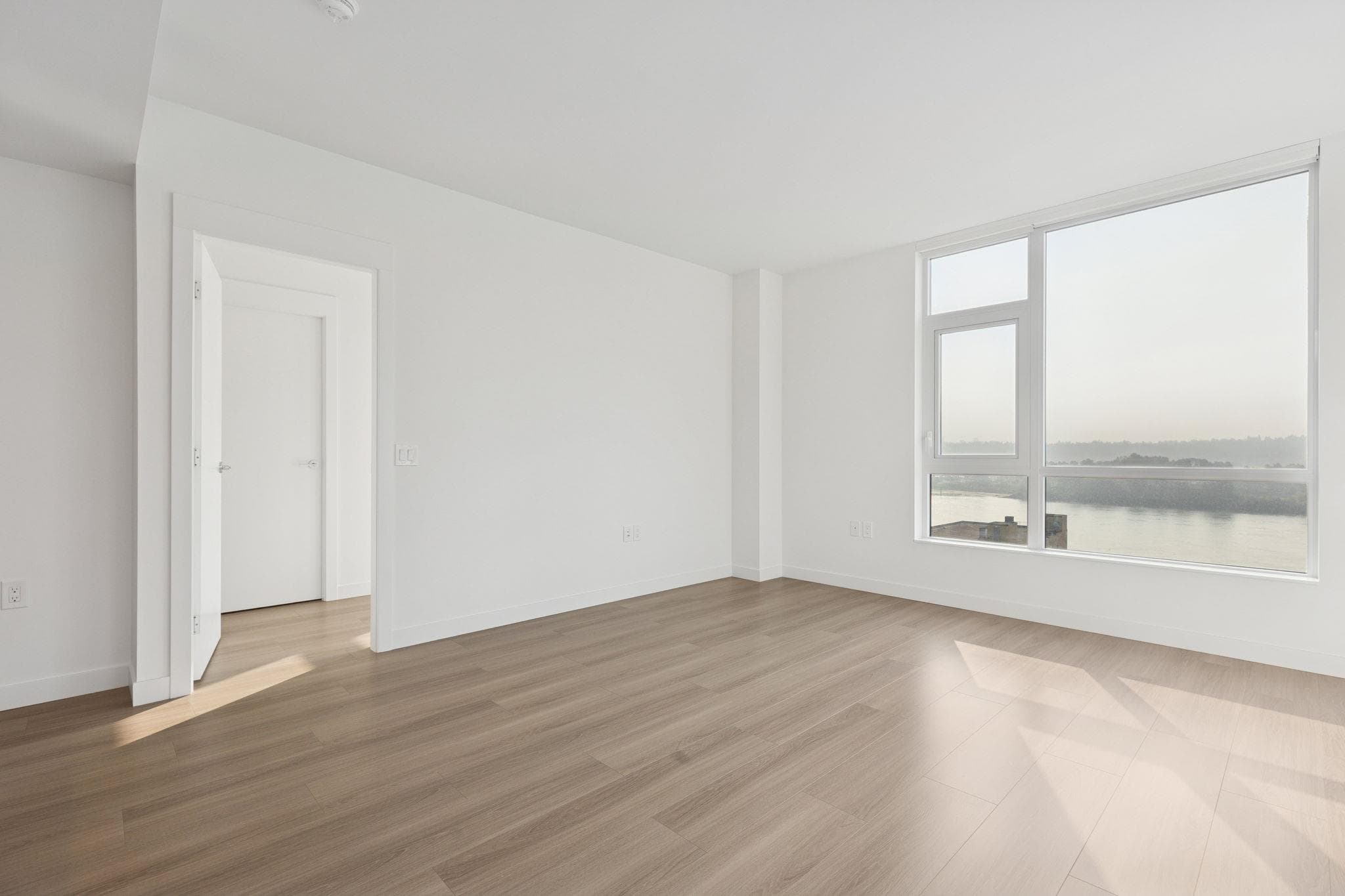 710 - 618 Carnarvon Street, New Westminster, V3M 0N9 — photo 4
