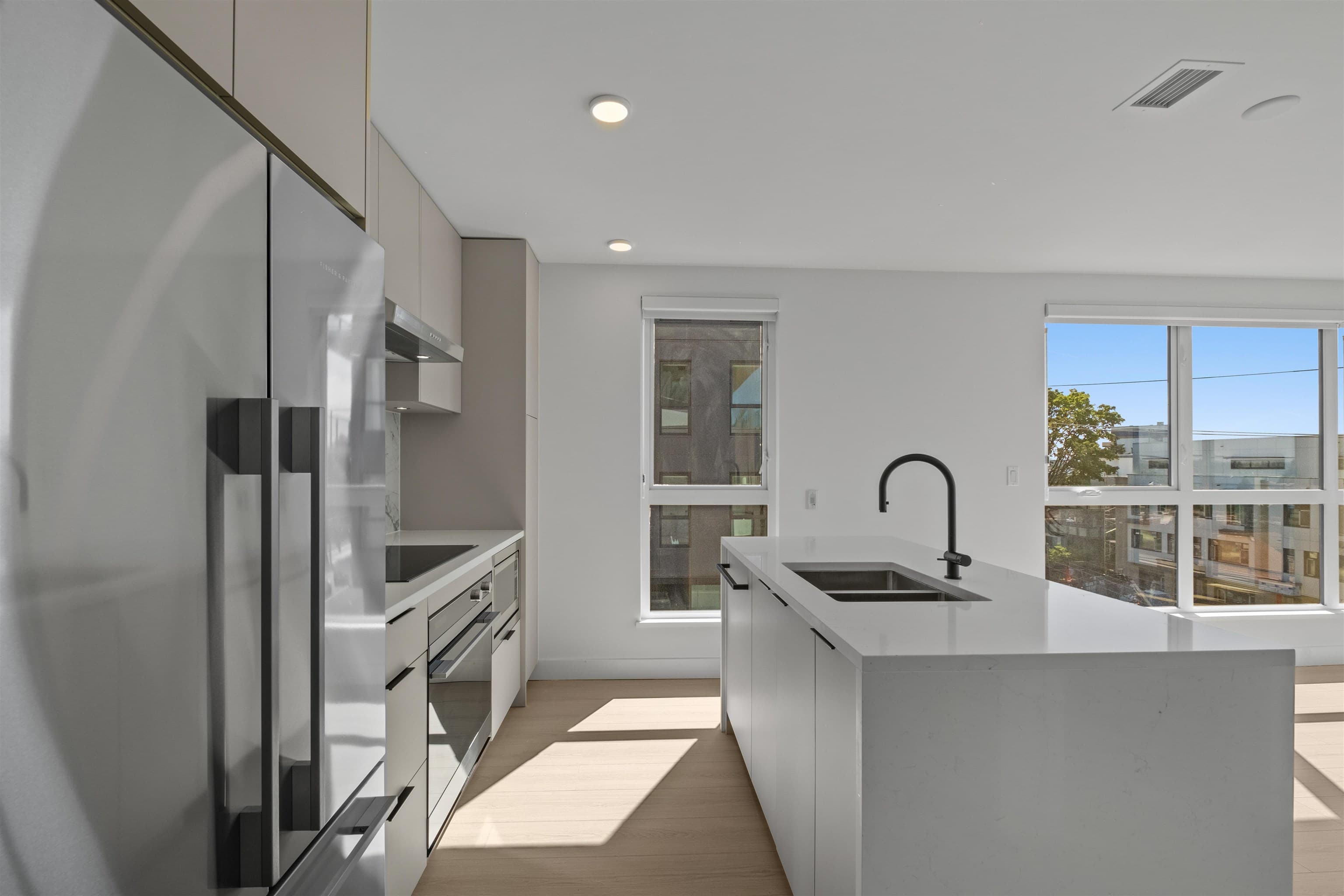 411 - 422 E 3rd Street, North Vancouver, V7L 0K1 — photo 3