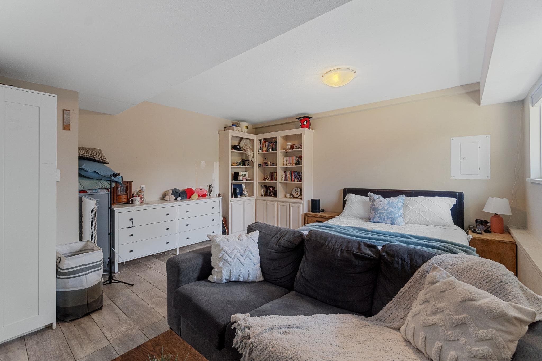 1558 Shaughnessy Street, Port Coquitlam, V3C 6M4 — photo 2