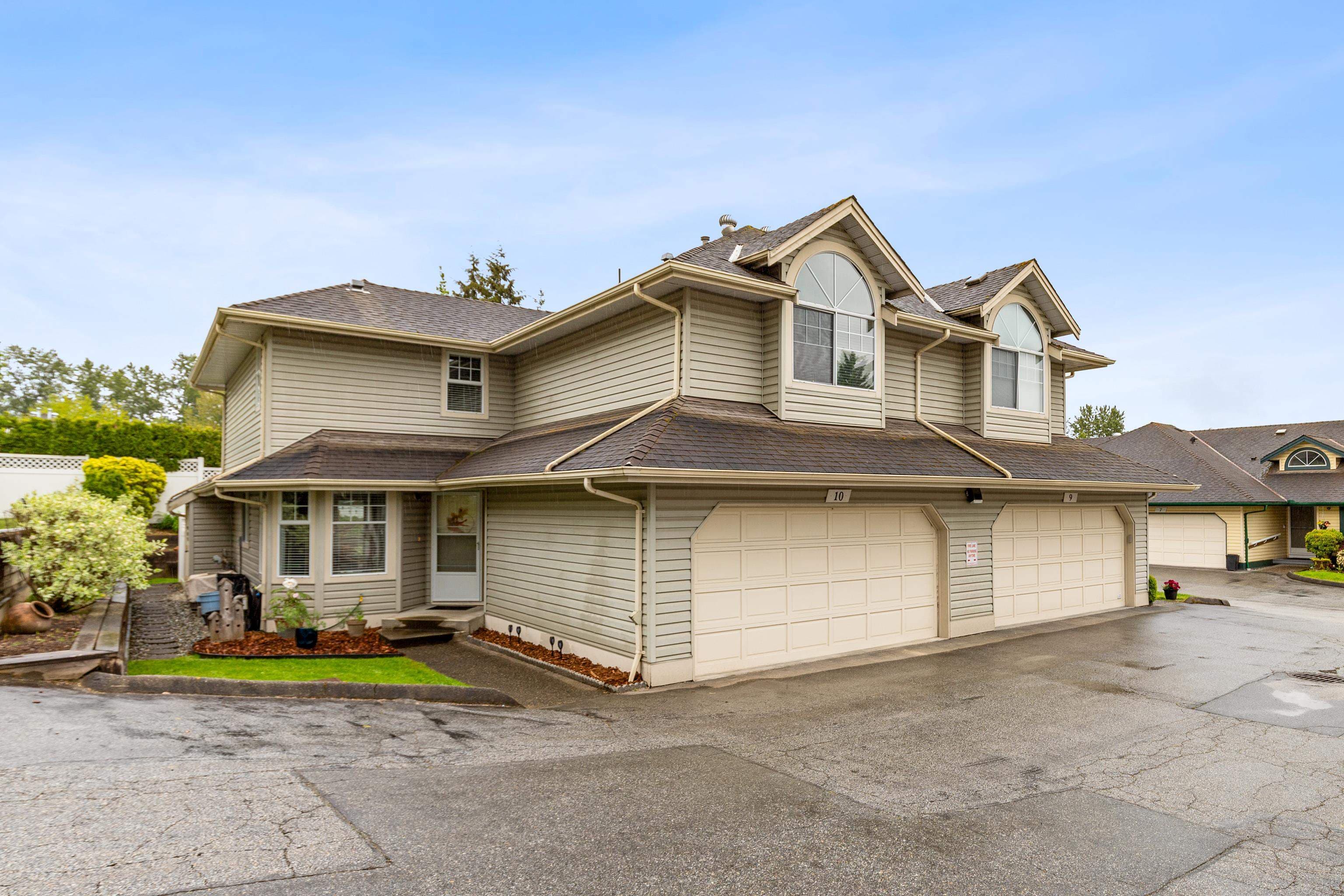 10 - 22538 116 Avenue, Maple Ridge, V2X 0Z8 — photo 2