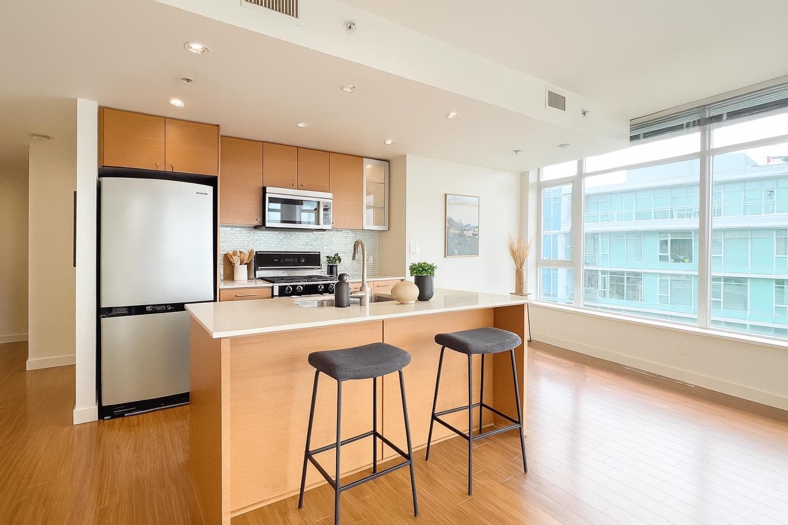 1708 - 5900 Alderbridge Way, Richmond, V6X 0B6 — photo 3