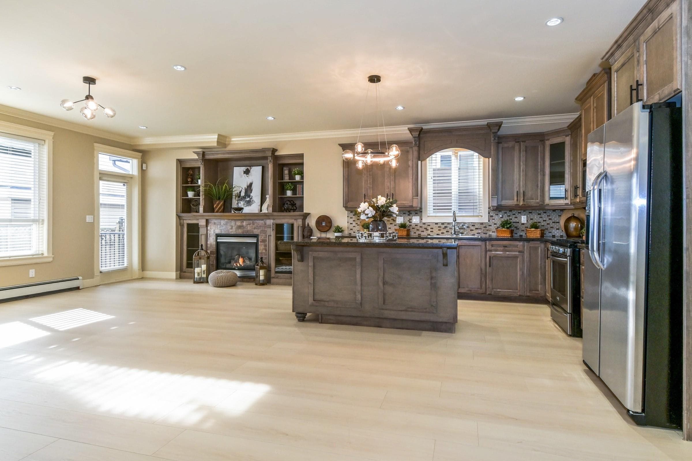 19478 72 Avenue, Surrey, V4N 5Z4 — photo 5