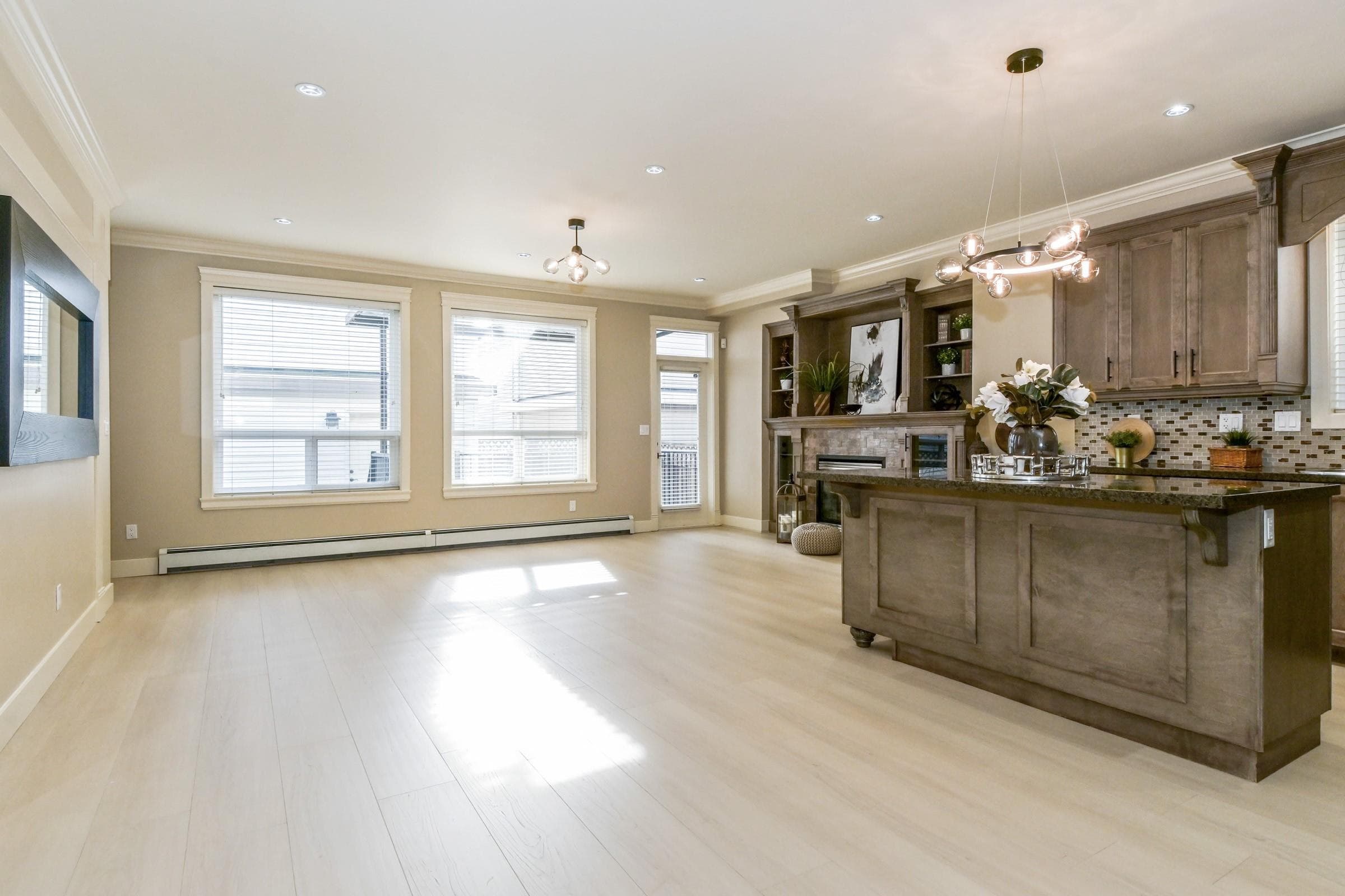 19478 72 Avenue, Surrey, V4N 5Z4 — photo 4