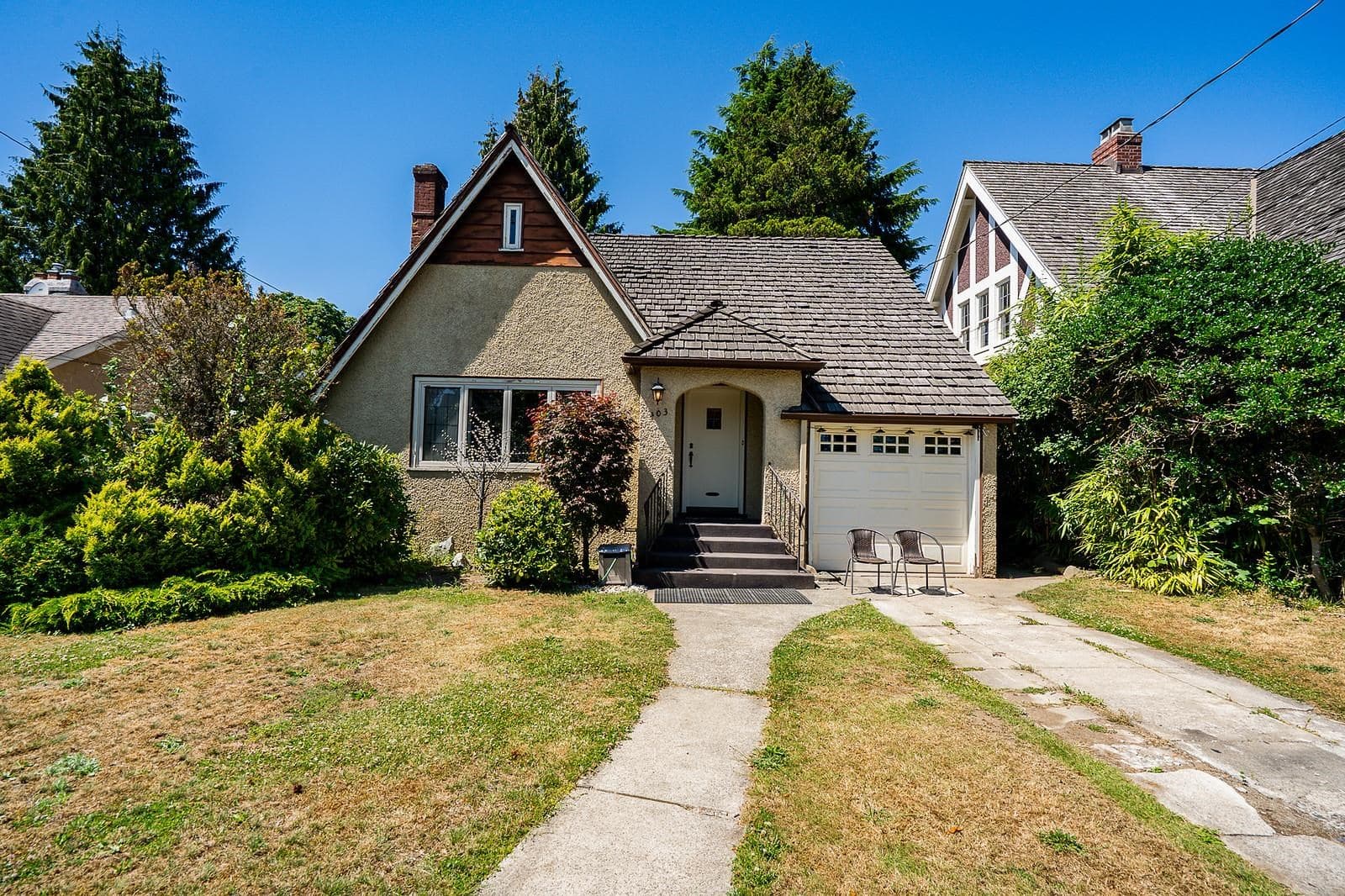 403 Sixth Avenue, New Westminster — sold