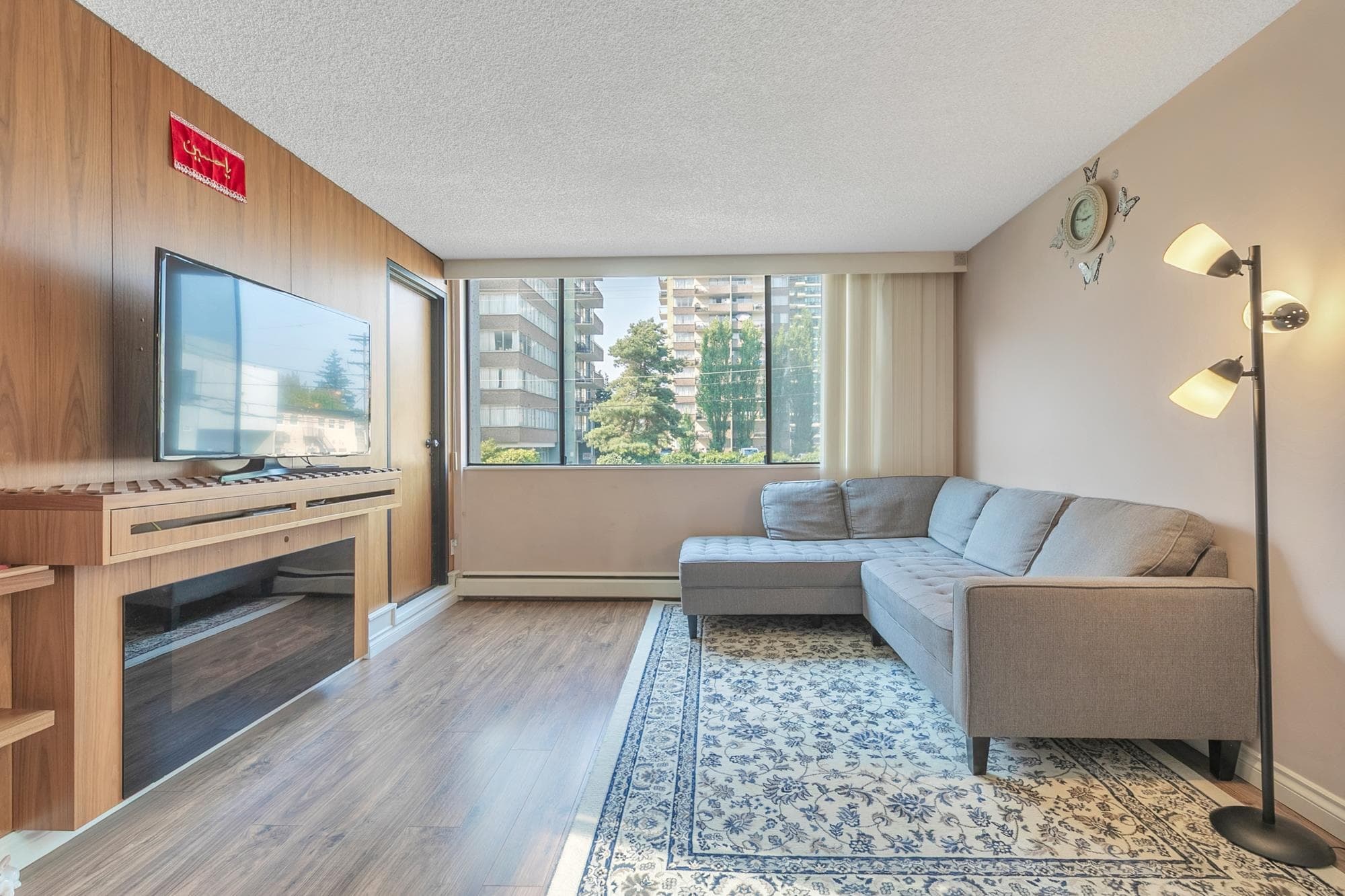 203 - 620 Seventh Avenue, New Westminster, V3M 5T6 — photo 2