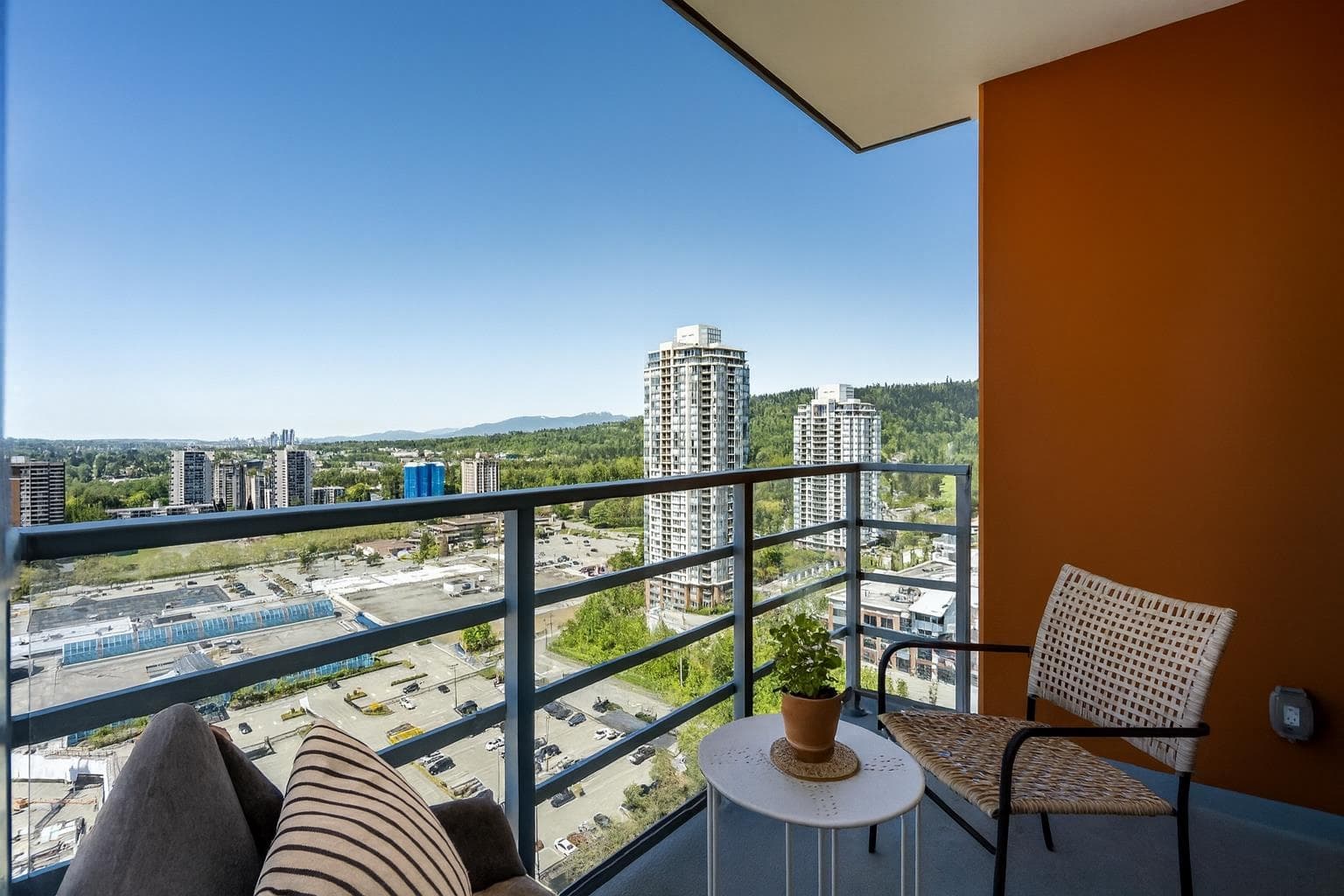 2301 - 530 Whiting Way, Coquitlam, V3J 0J4 — photo 2
