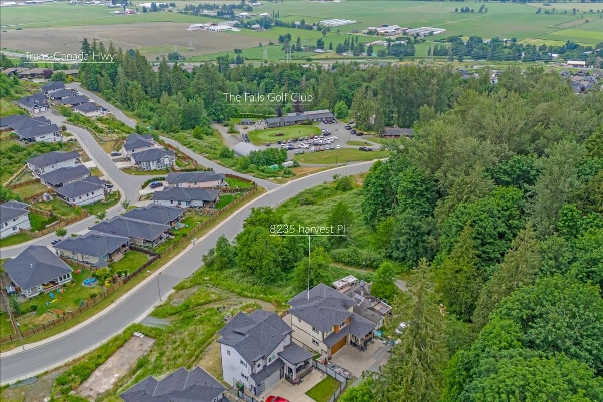 8235 Harvest Place, Chilliwack, V4Z 0E4 — photo 2
