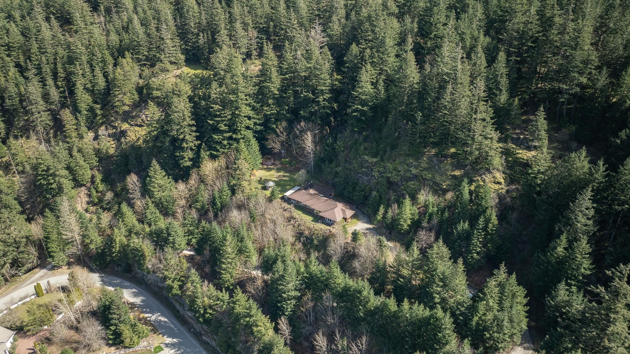 21703 Thacker Mtn Road, Hope, V0X 1L1 — photo 2