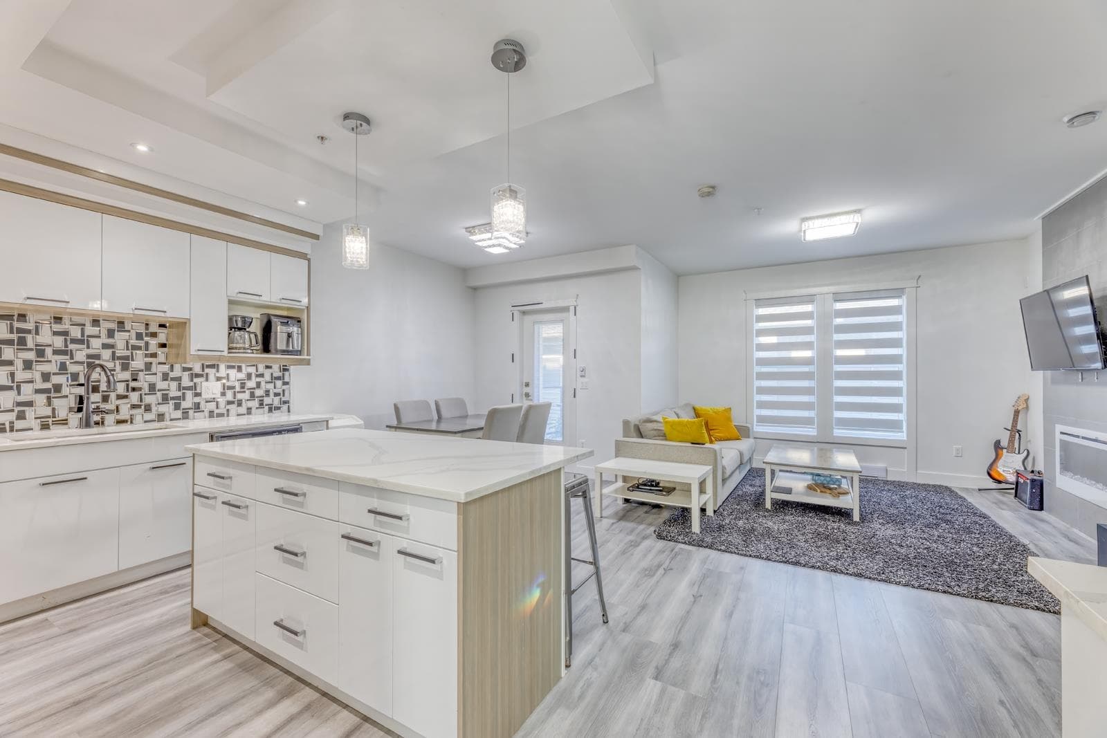 3 - 1526 Grant Avenue, Port Coquitlam, V5B 2K5 — photo 4