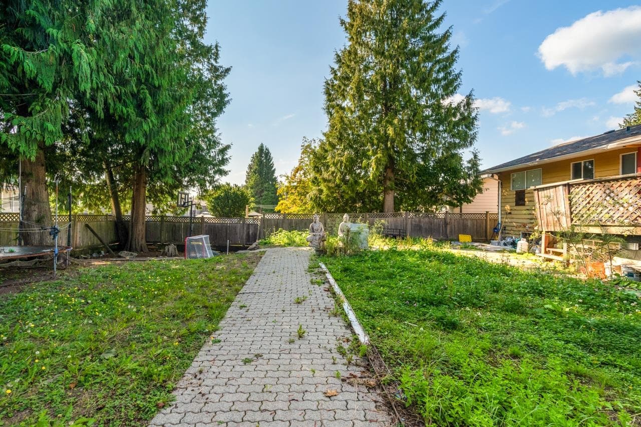 11726 94a Avenue, Delta, V4C 3S3 — photo 4