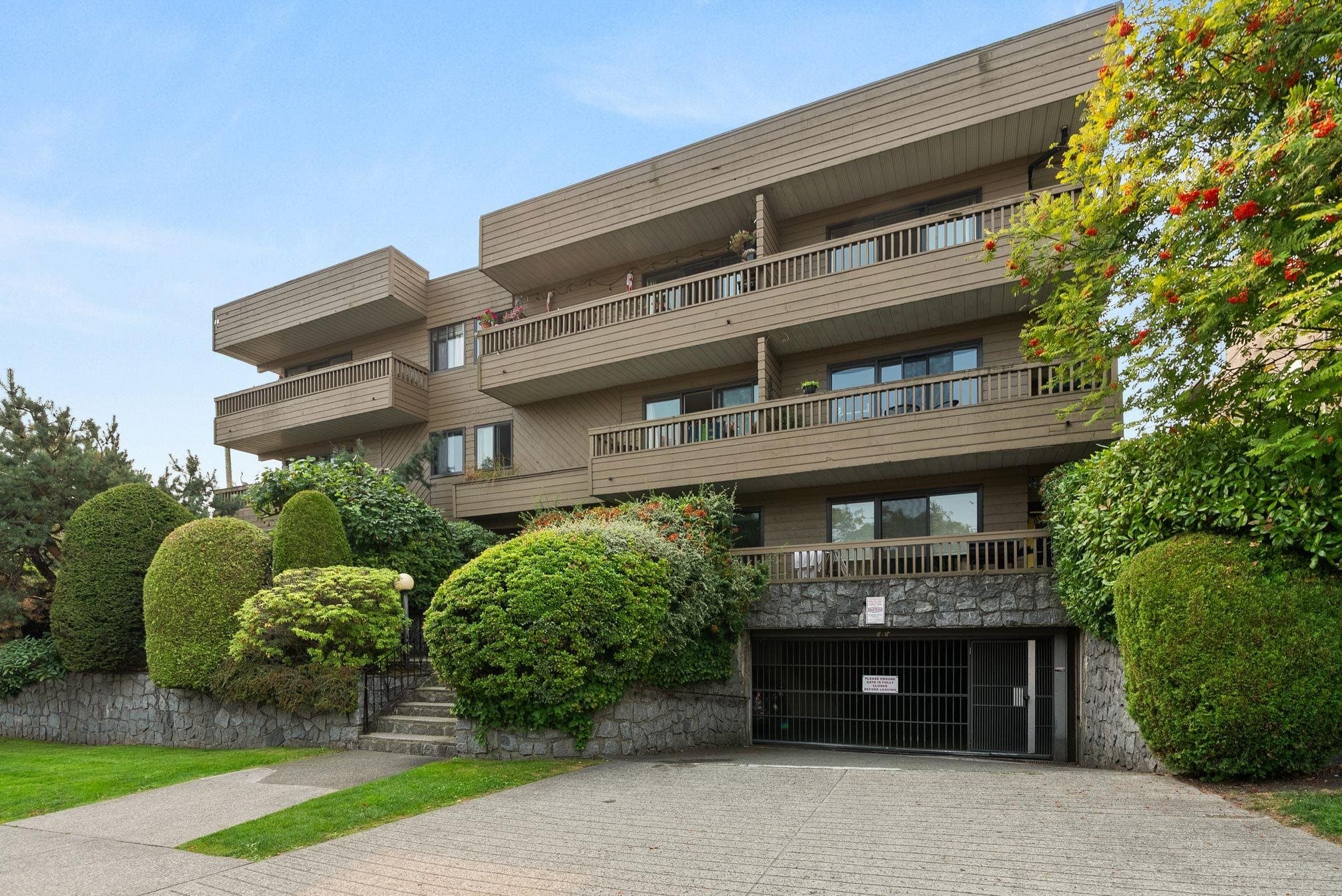 305 - 2100 W 3rd Avenue, Vancouver