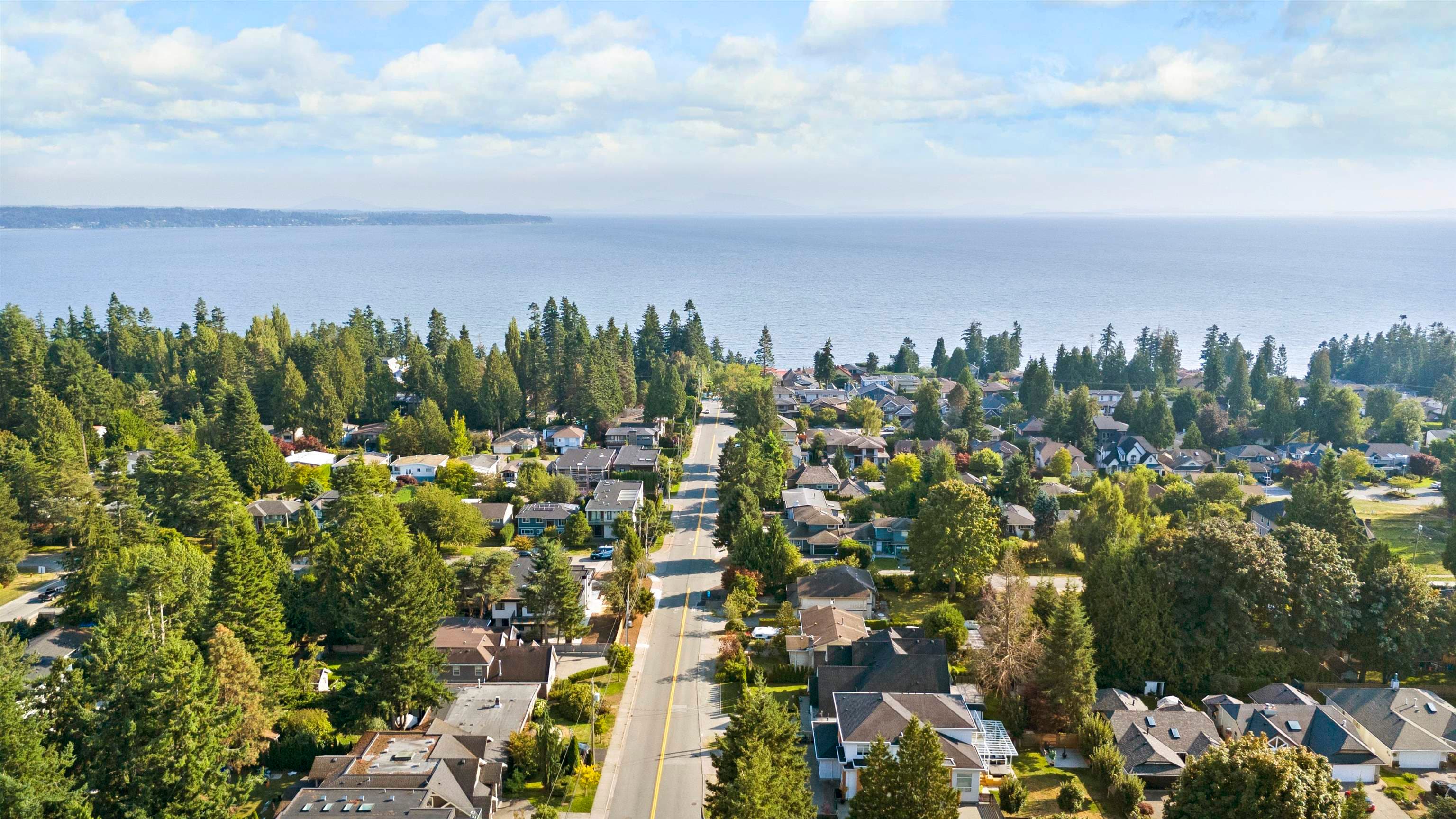 209 - 13585 16 Avenue, Surrey, V4A 1P6 — photo 2