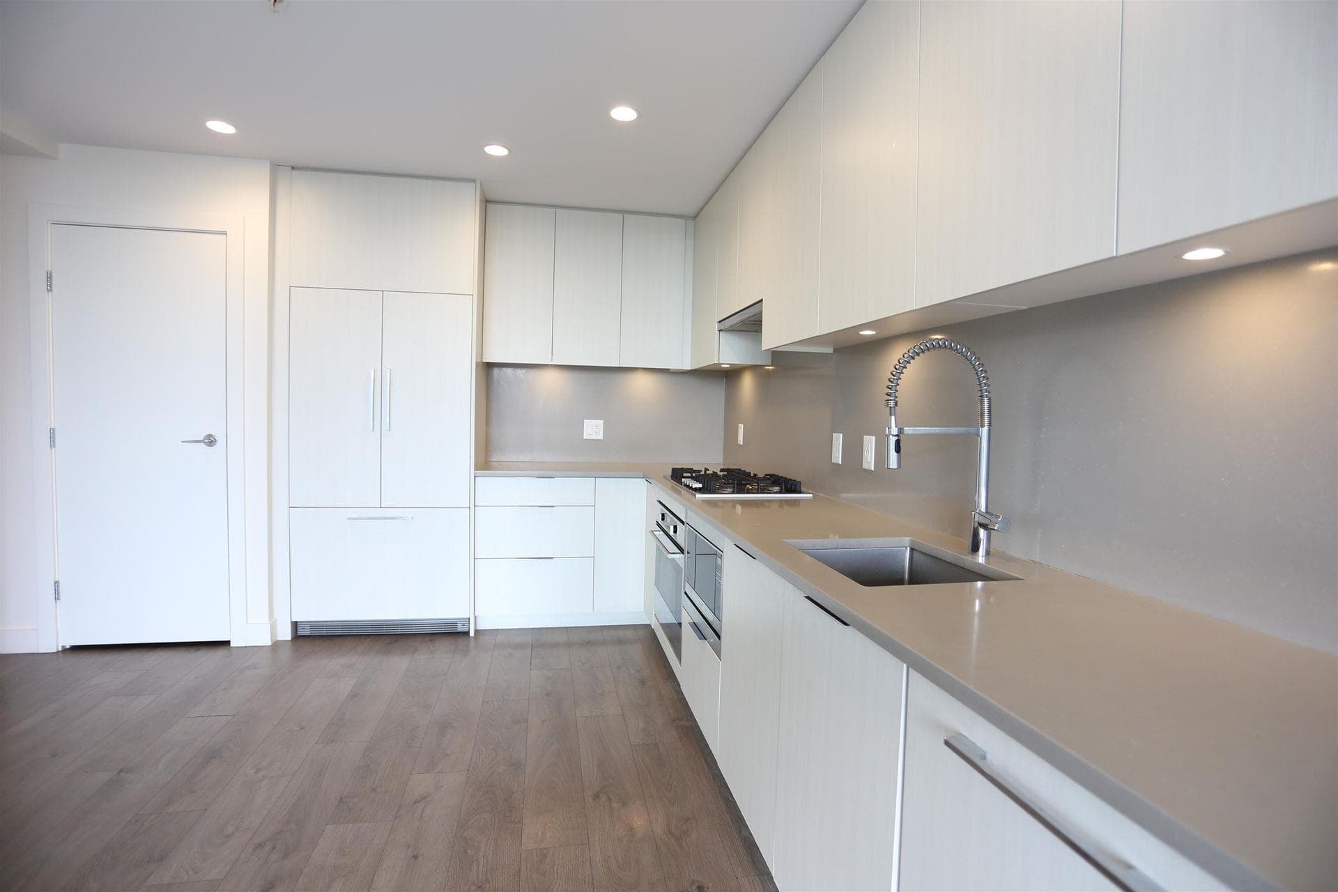 2104 - 4465 Juneau Street, Burnaby, V5C 0L8 — photo 5