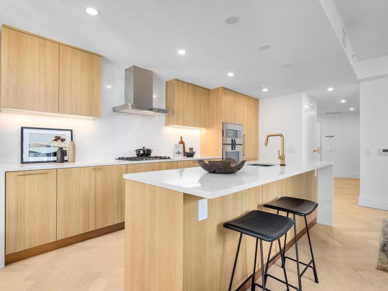 203 - 2096 W 47th Avenue, Vancouver, V6M 0E5 — photo 2