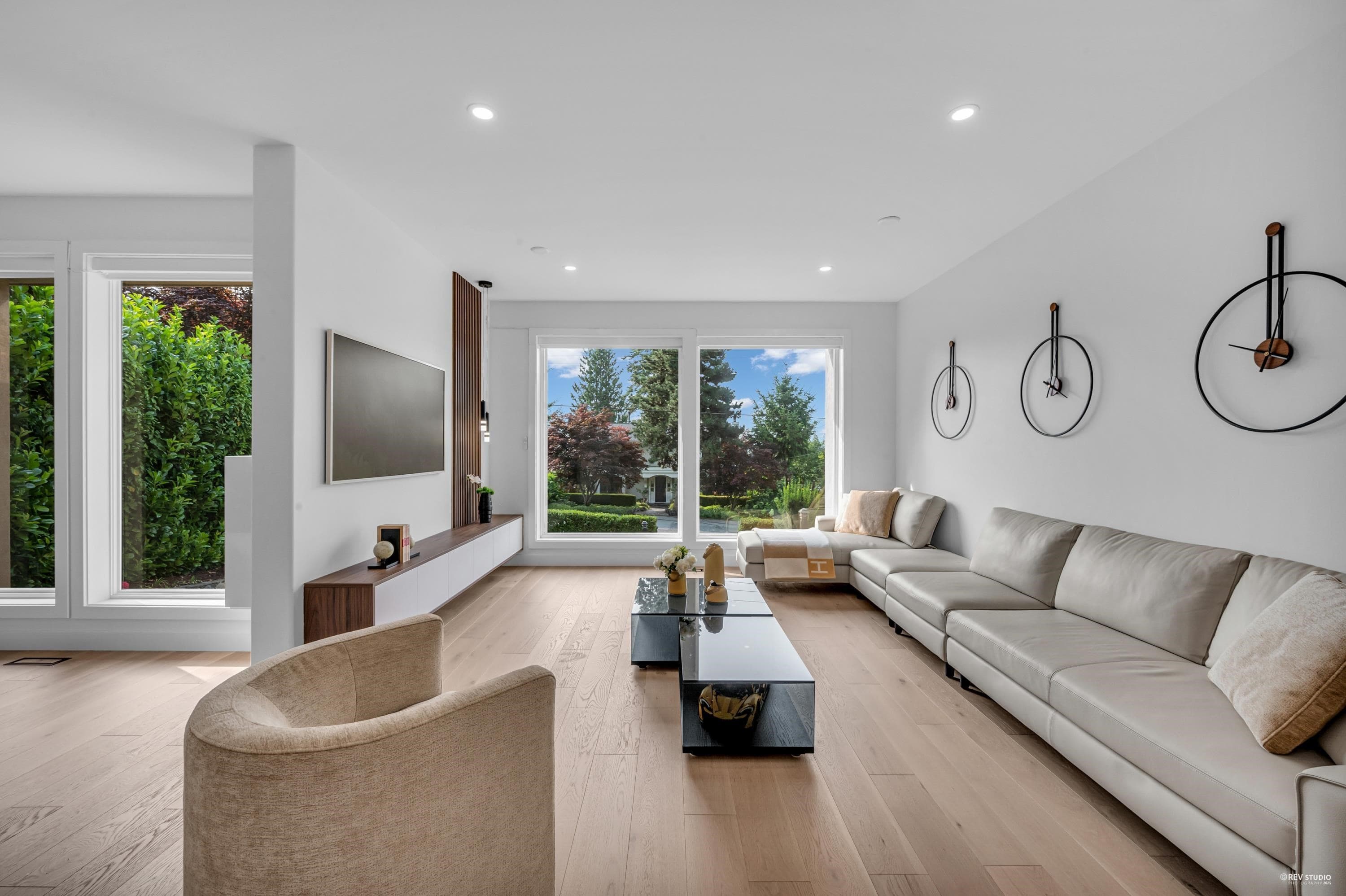2175 Kings Avenue, West Vancouver, V7V 2B9 — photo 3