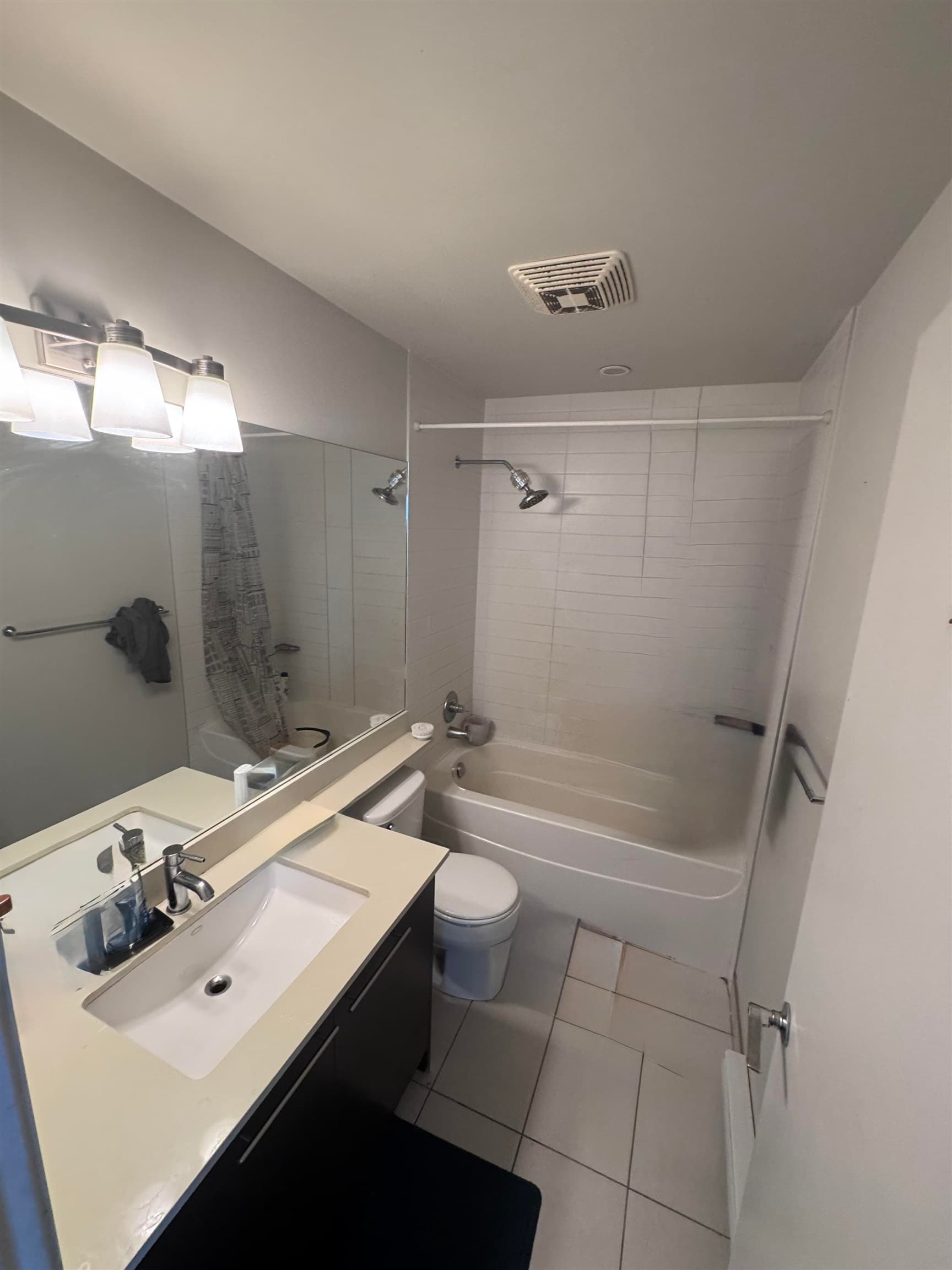 1604 - 13399 104th Avenue, Surrey, V3T 0C9 — photo 5
