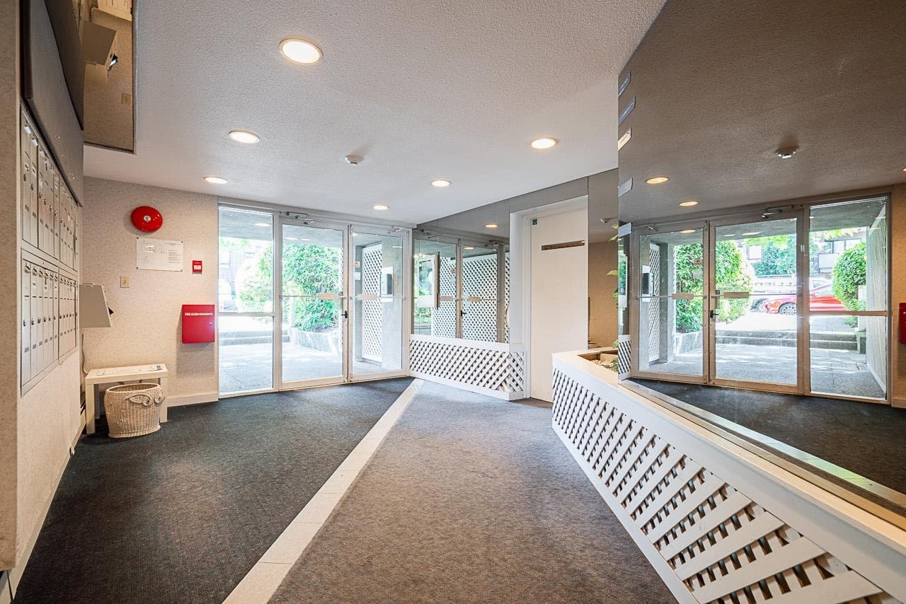 208 - 1550 Chesterfield Avenue, North Vancouver, V7M 2N6 — photo 4