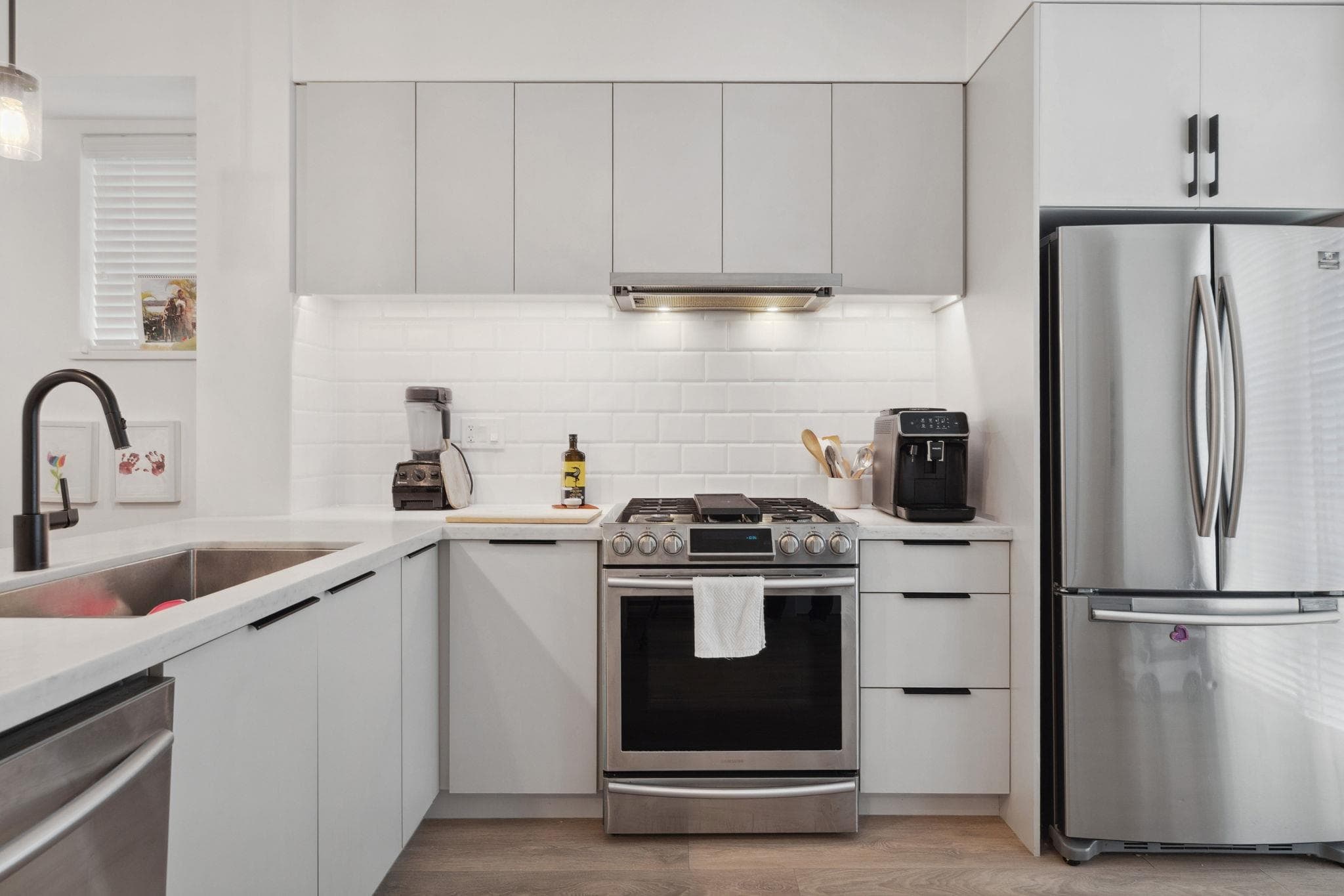 601 - 3021 St George Street, Port Moody